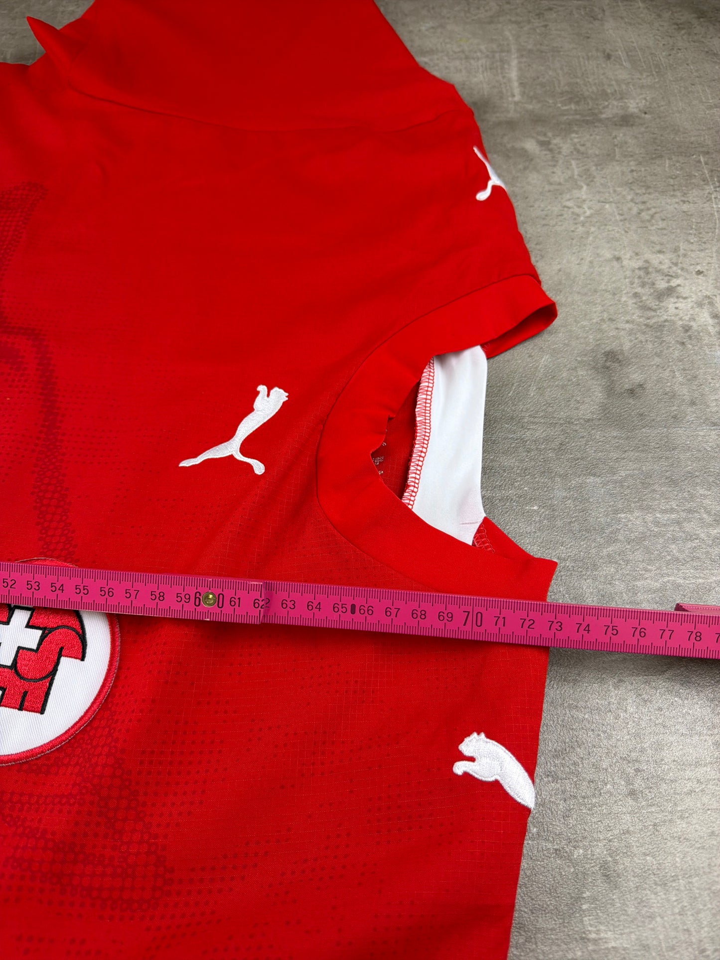 Puma 2006 Switzerland "Swiss Cross Watermark" Home Football Jersey - Blokecore Red & White