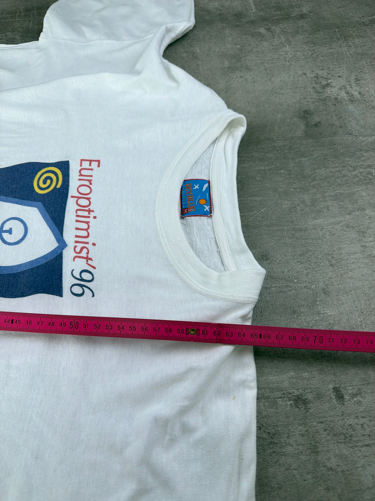 Vintage 90s "Europtimist '96" Graphic Tee – White / Graphic