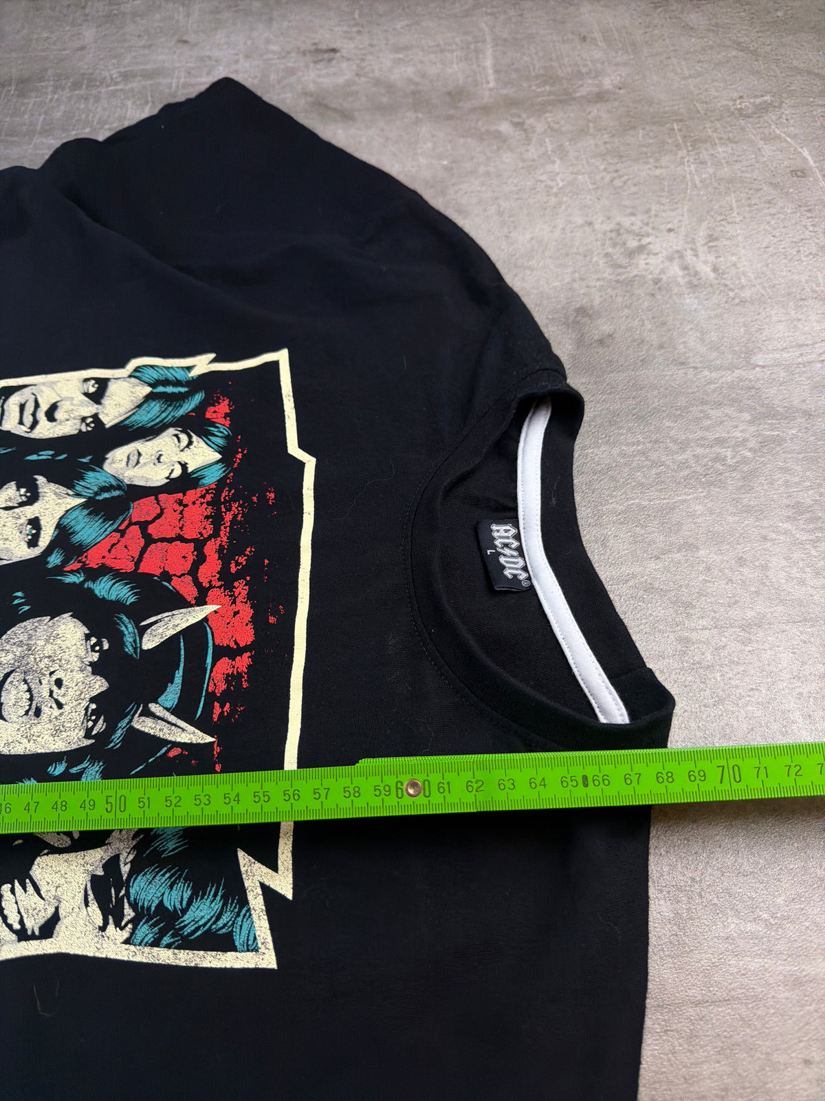 AC/DC Vintage Graphic "Highway to Hell" Band Shirt - Black
