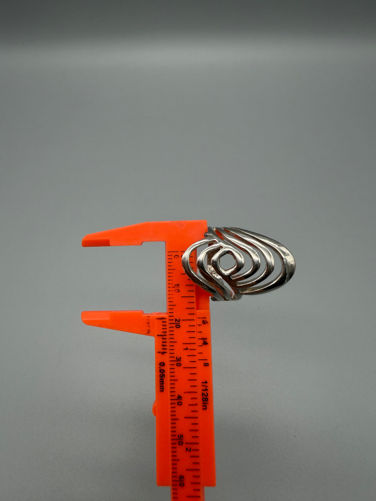 Vintage Y2K Wave Cutout Statement Band Ring - Silver - Past Pieces