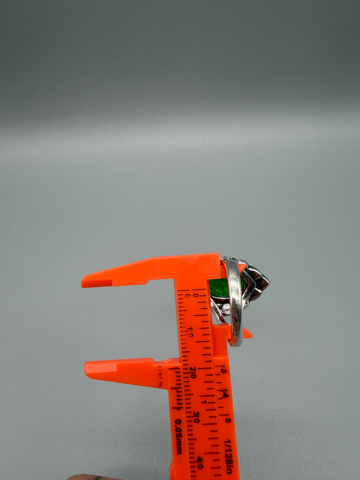 Vintage Y2K Green Opal Statement Ring - Silver / Emerald Green - Past Pieces