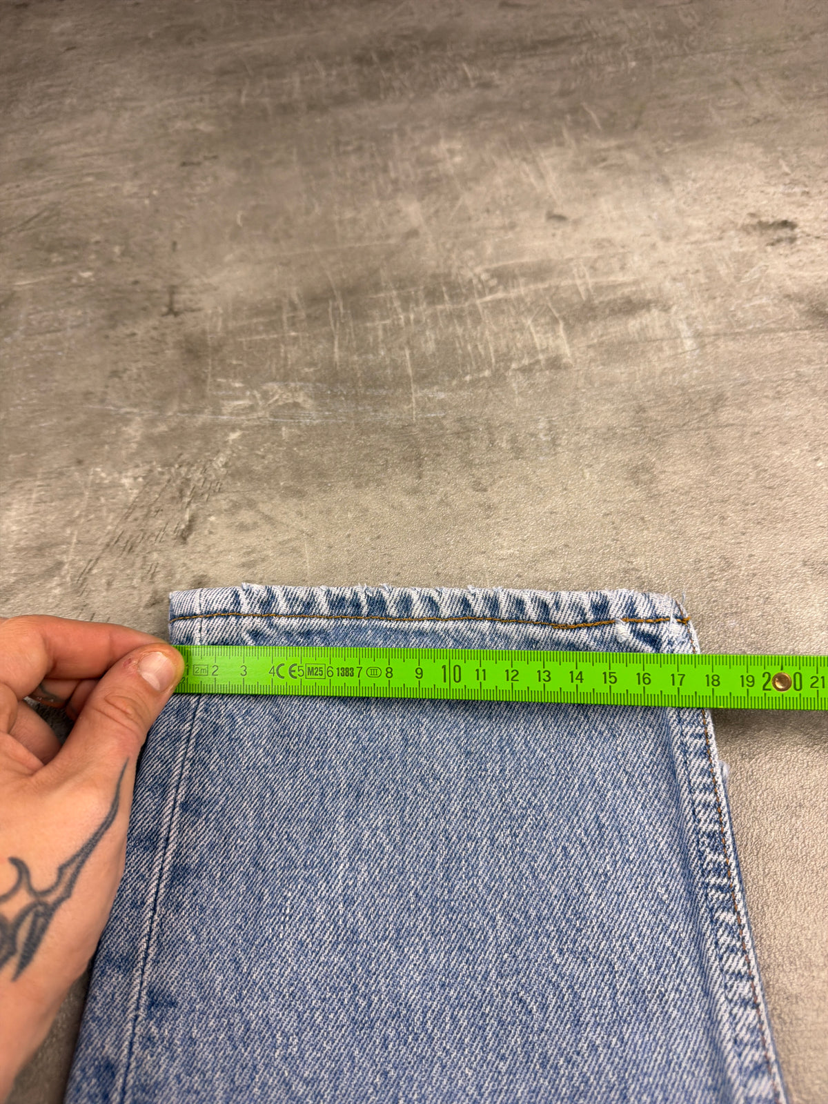 Levi's "501" Vintage Distressed Denim - Light Blue 90s - Past Pieces