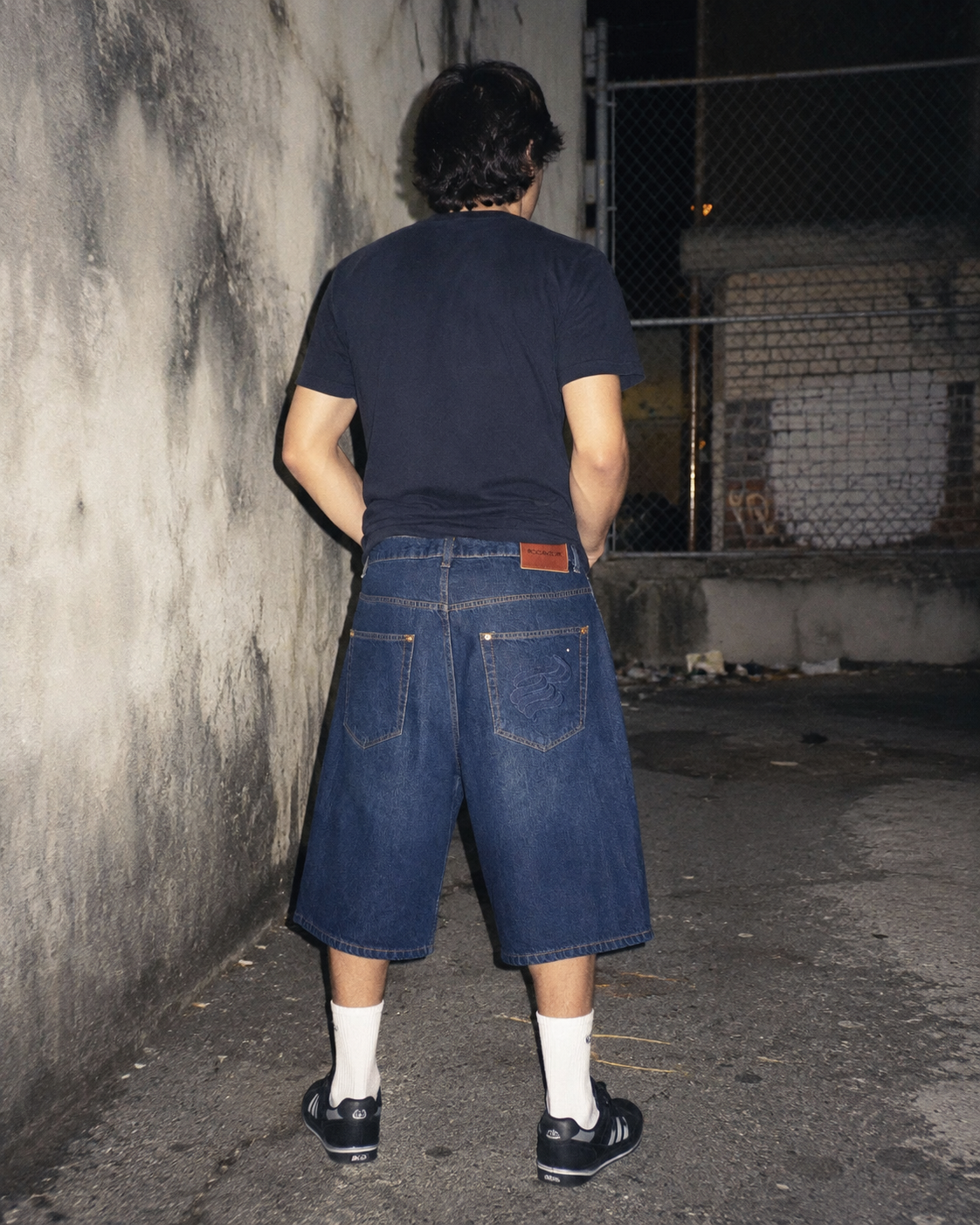 Rocawear Y2K Cyber Hip-Hop Denim Jorts Shorts – Dark Blue Wash