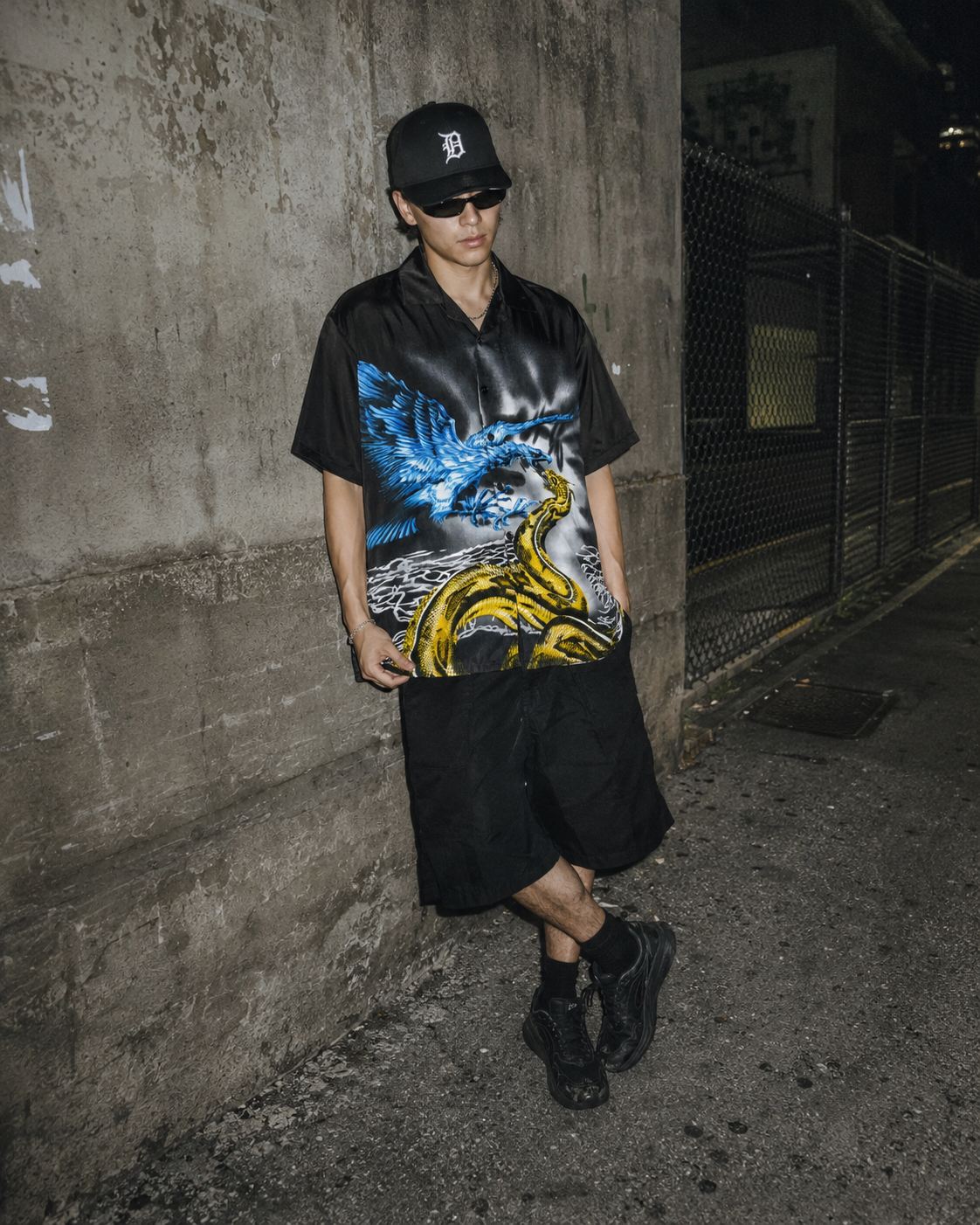 Vintage Y2K "Eagle vs. Snake" Graphic Cyber Camp Collar Shirt – Black / Blue / Yellow