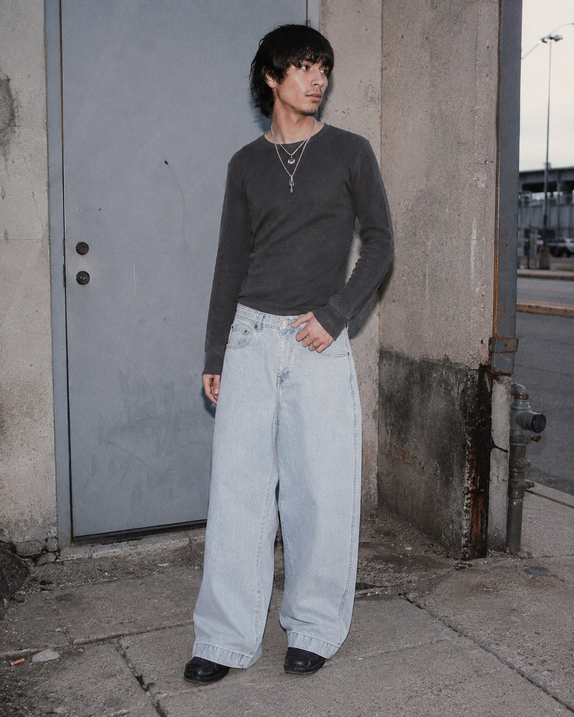 DNKRS "Loose Fit" Y2K Baggy Denim Jeans - Light Blue Wash
