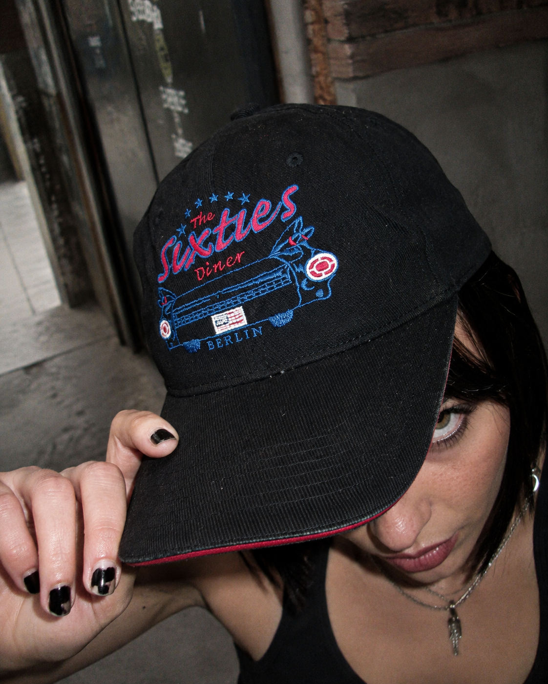 "The Sixties Diner Berlin" Embroidered Graphic Cap - Black / Red