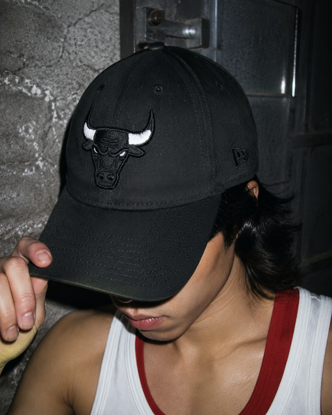 New Era Chicago Bulls 9FORTY Embossed Cap - All Black