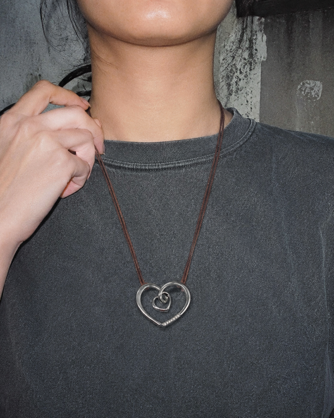 Pierre Lang "Double Heart" Suede Cord Pendant Necklace – Silver / Brown Y2K Aesthetic