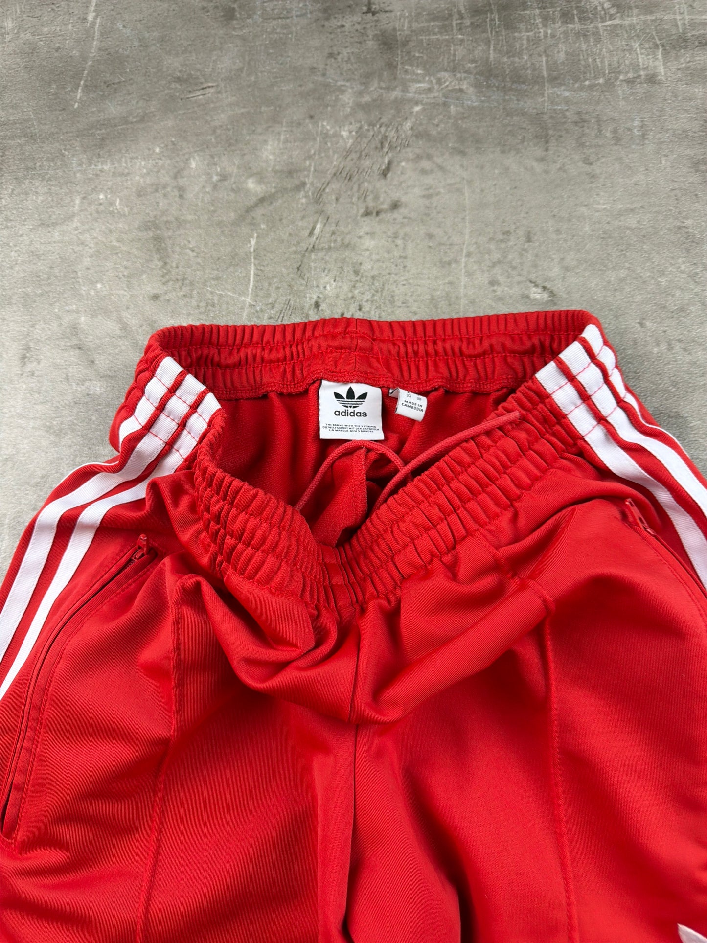 Adidas Originals 3-Stripes Classic Trackpants - Cherry Red