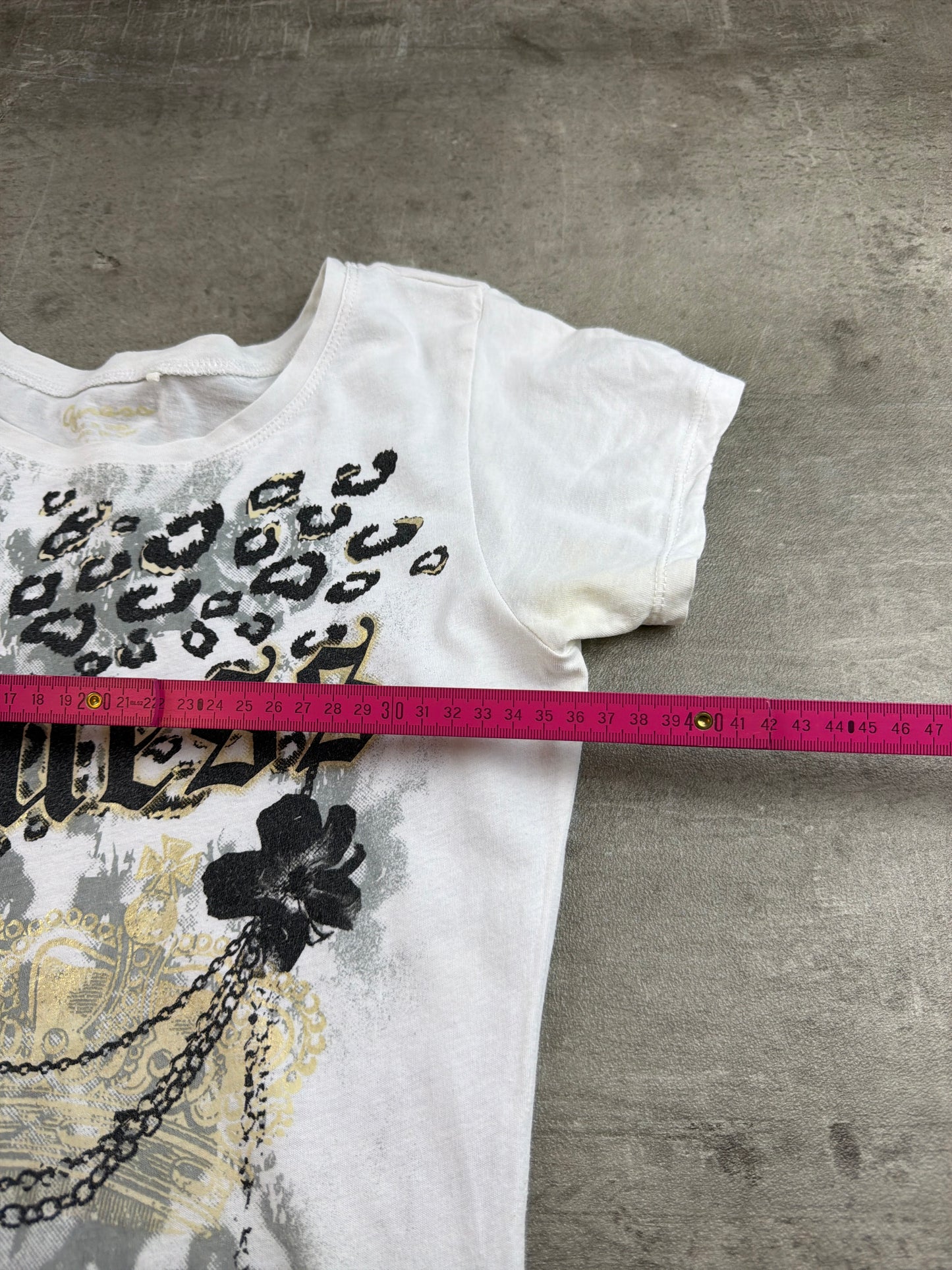 Guess Y2K Leopard Print Graphic Tee - White / Gold