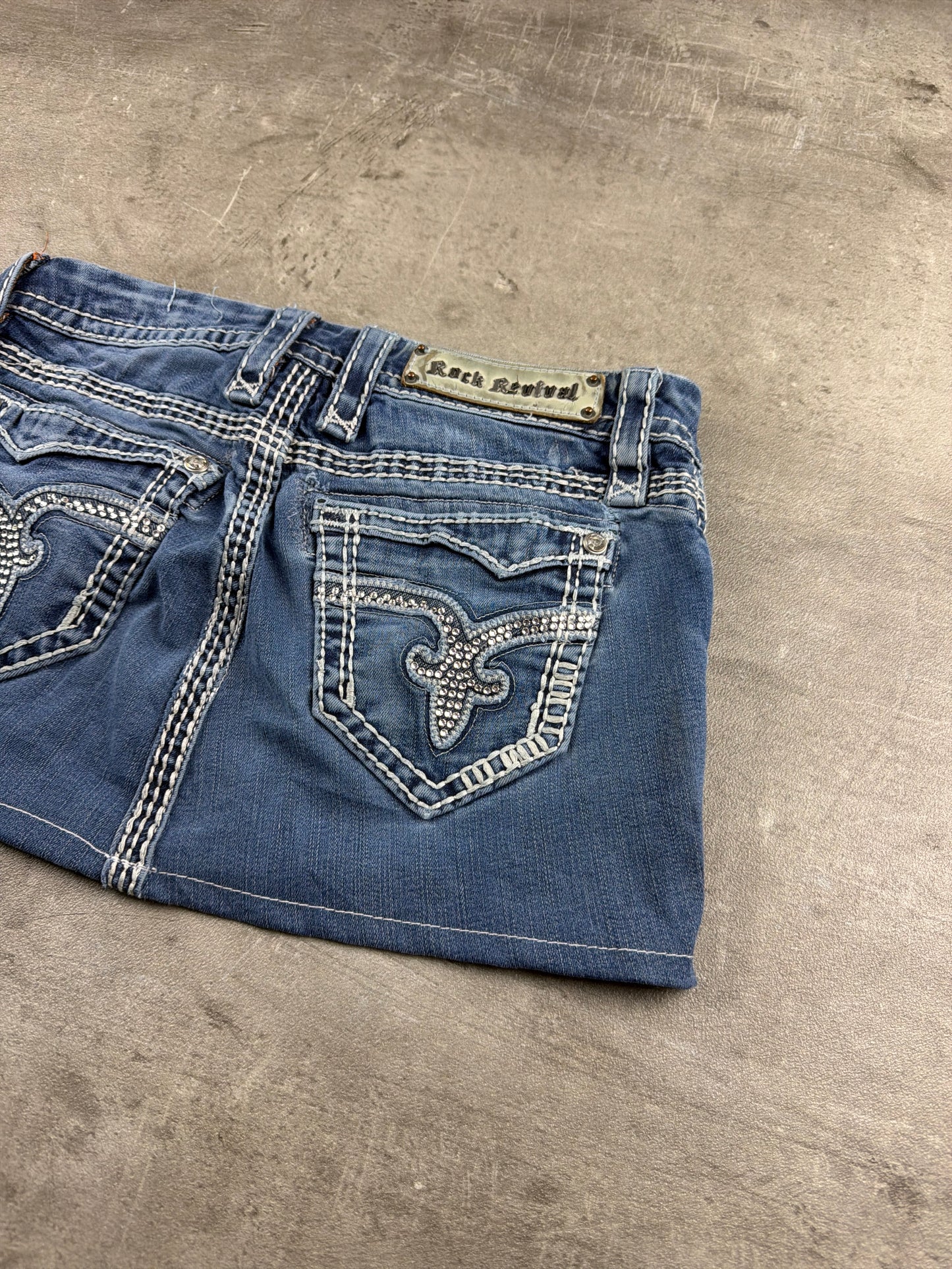 Rock Revival Embellished Rhinestone Low-Waist Denim Mini Skirt – Medium Wash