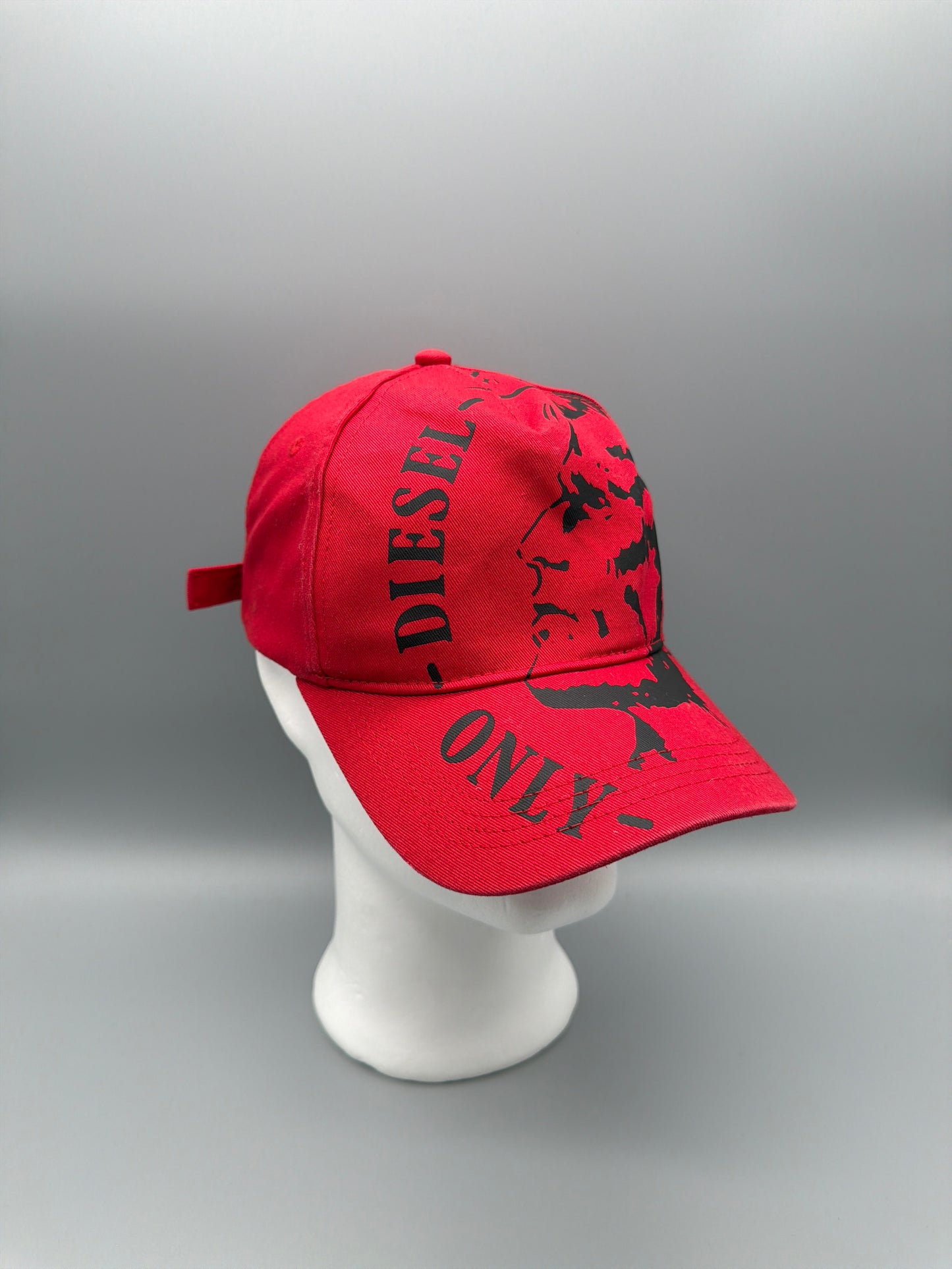 Diesel Graphic Graphic Print "Mohawk" Cap - Red / Y2K