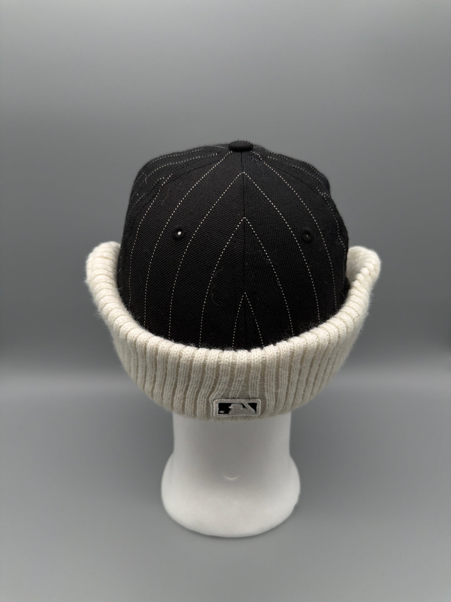 New Era NY Yankees Pinstripe Knit Earflap Fitted Cap - Black / Off-White