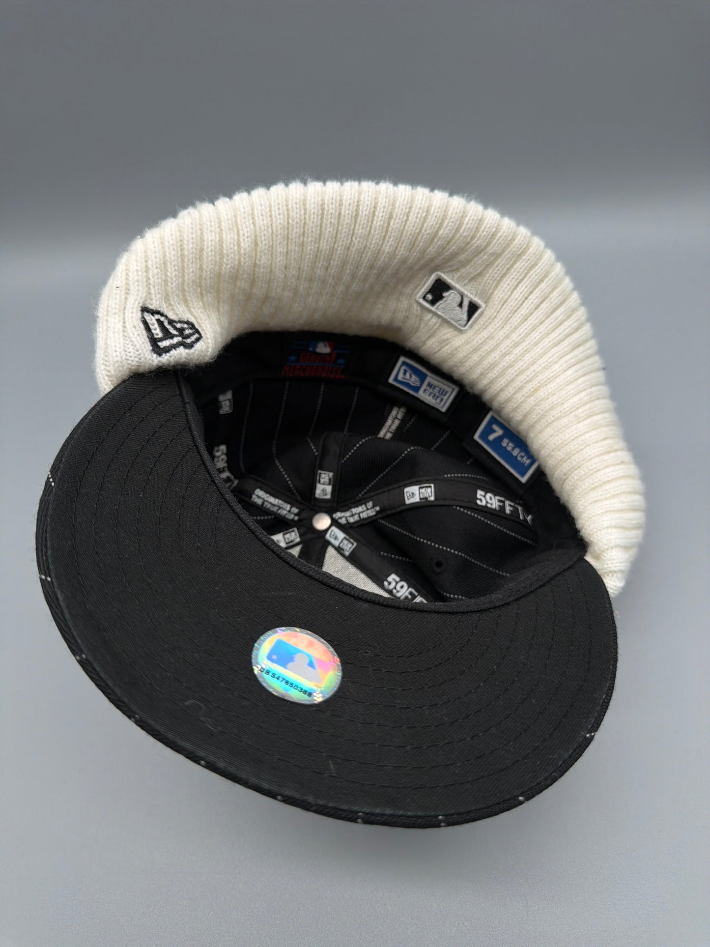 New Era NY Yankees Pinstripe Knit Earflap Fitted Cap - Black / Off-White