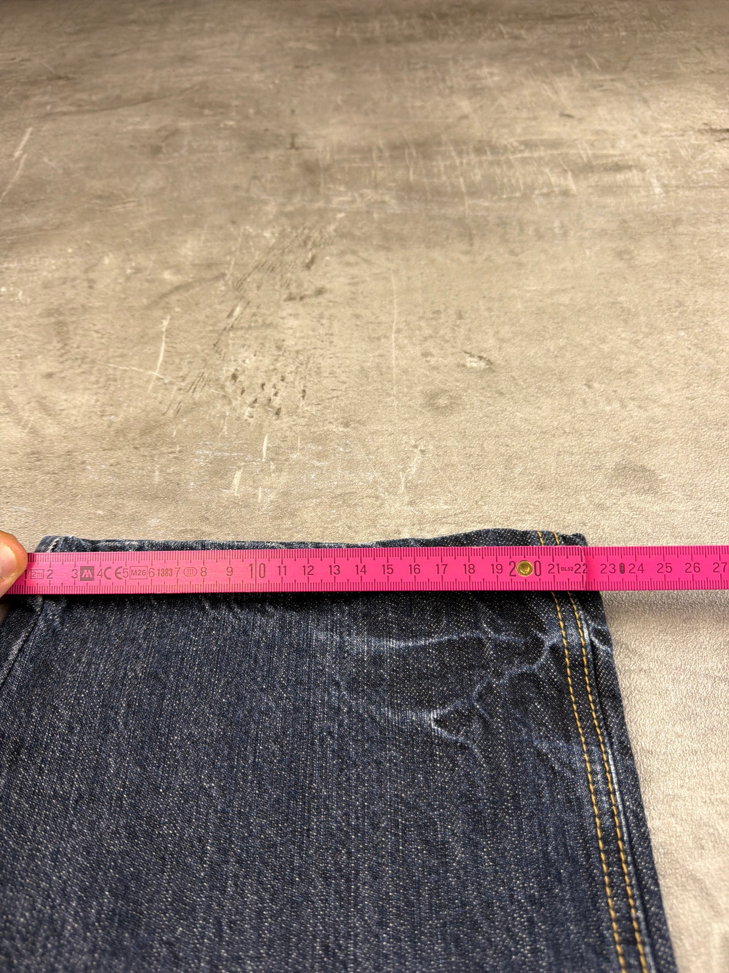 Southpole Heavy Graphic "Dollar" Baggy Denim - Dark Blue Wash