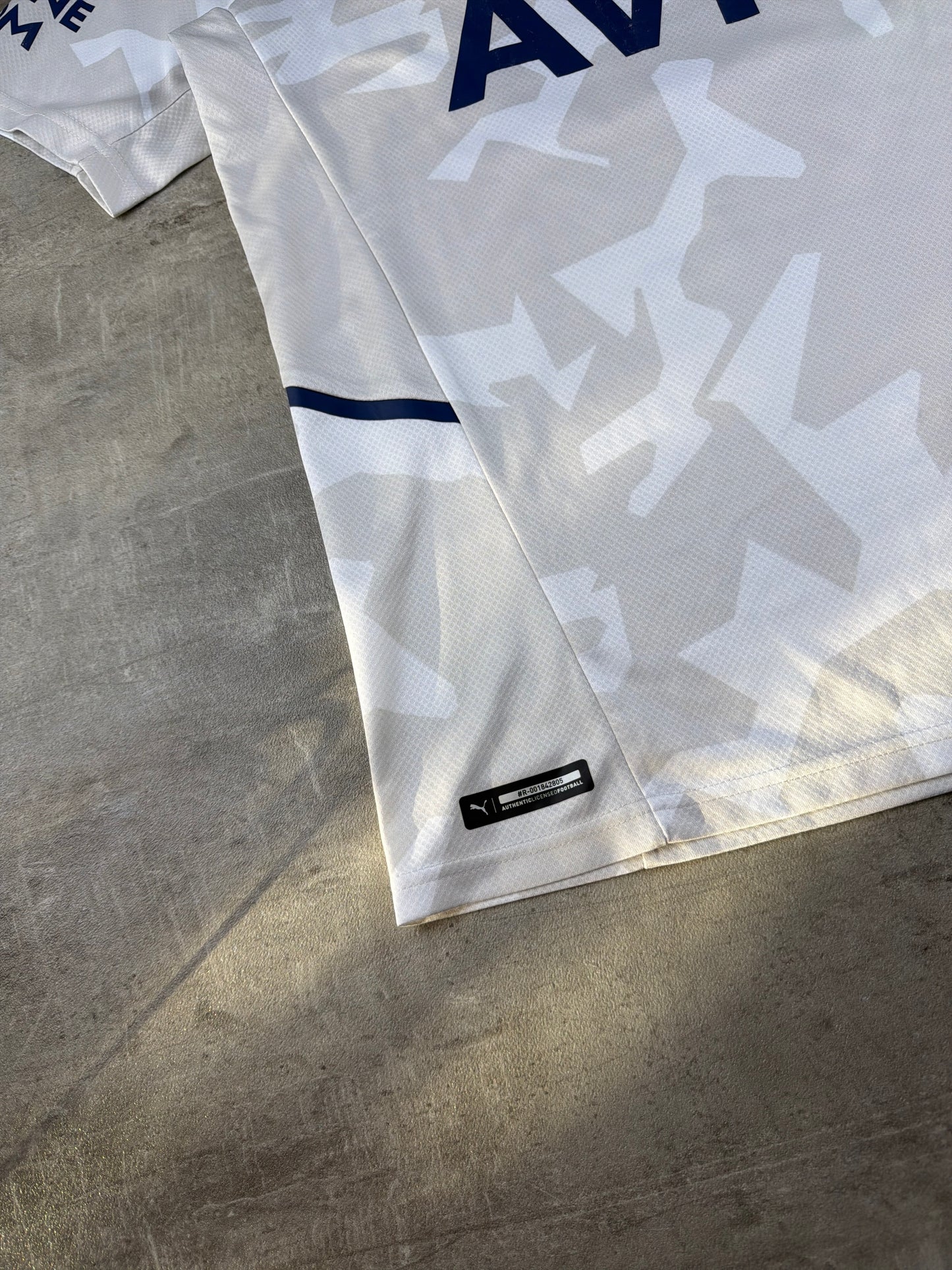 Puma Fenerbahçe SK "Enes #10" Camo Jersey - Off-White / Cream & Navy