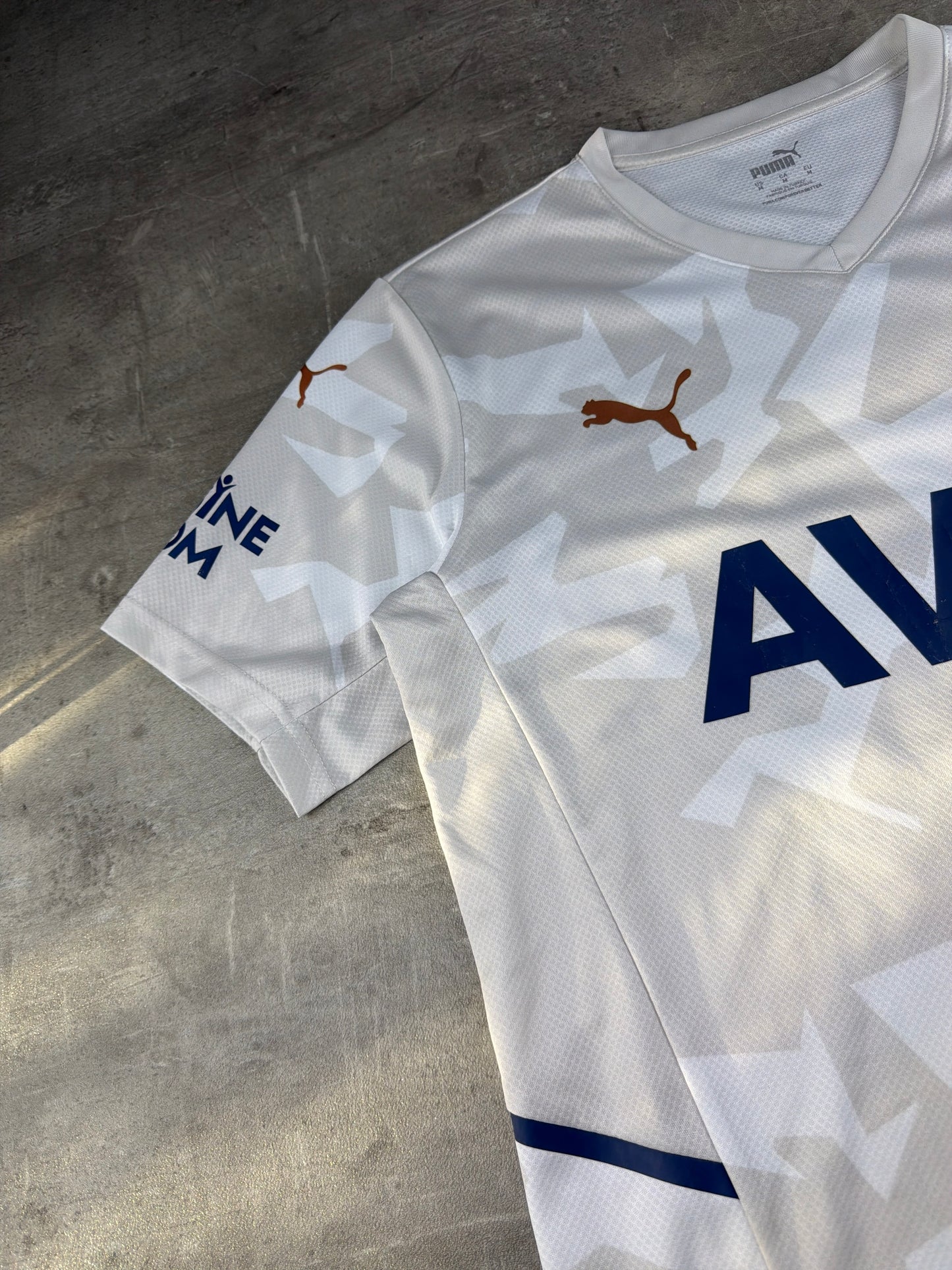 Puma Fenerbahçe SK "Enes #10" Camo Jersey - Off-White / Cream & Navy