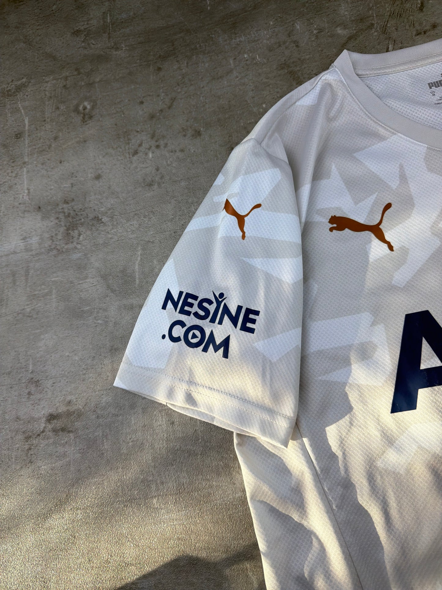 Puma Fenerbahçe SK "Enes #10" Camo Jersey - Off-White / Cream & Navy