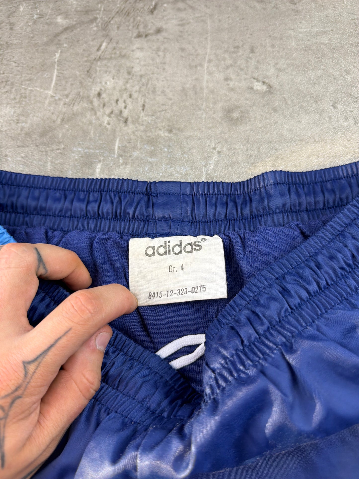 Adidas Vintage 1992 Retro Athletic Shorts – Navy Blue / Light Blue