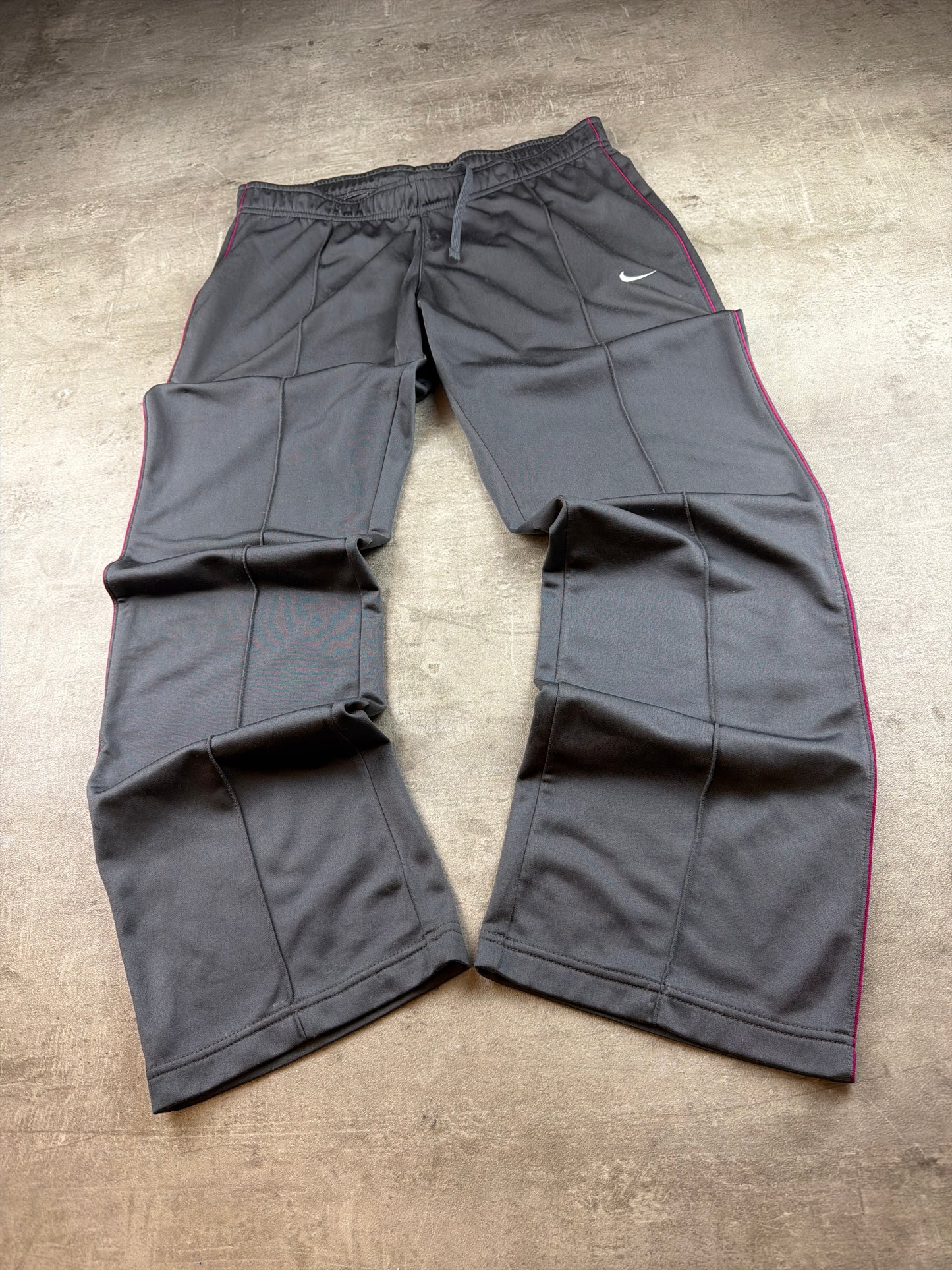 Nike Y2K Side-Piping Wide Leg Trackpants - Dark Grey / Magenta