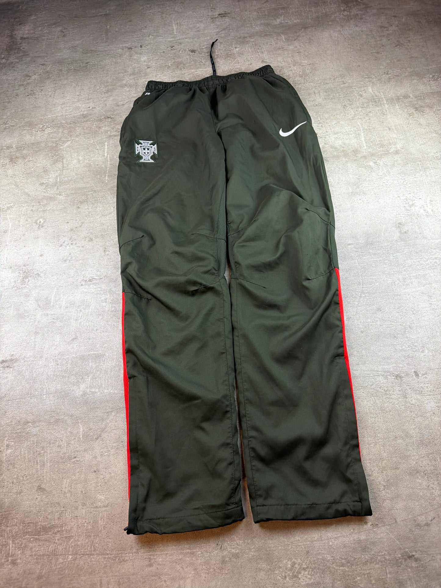 Nike Portugal Vintage Nationalteam Dri-FIT Trackpants - Olive / Red