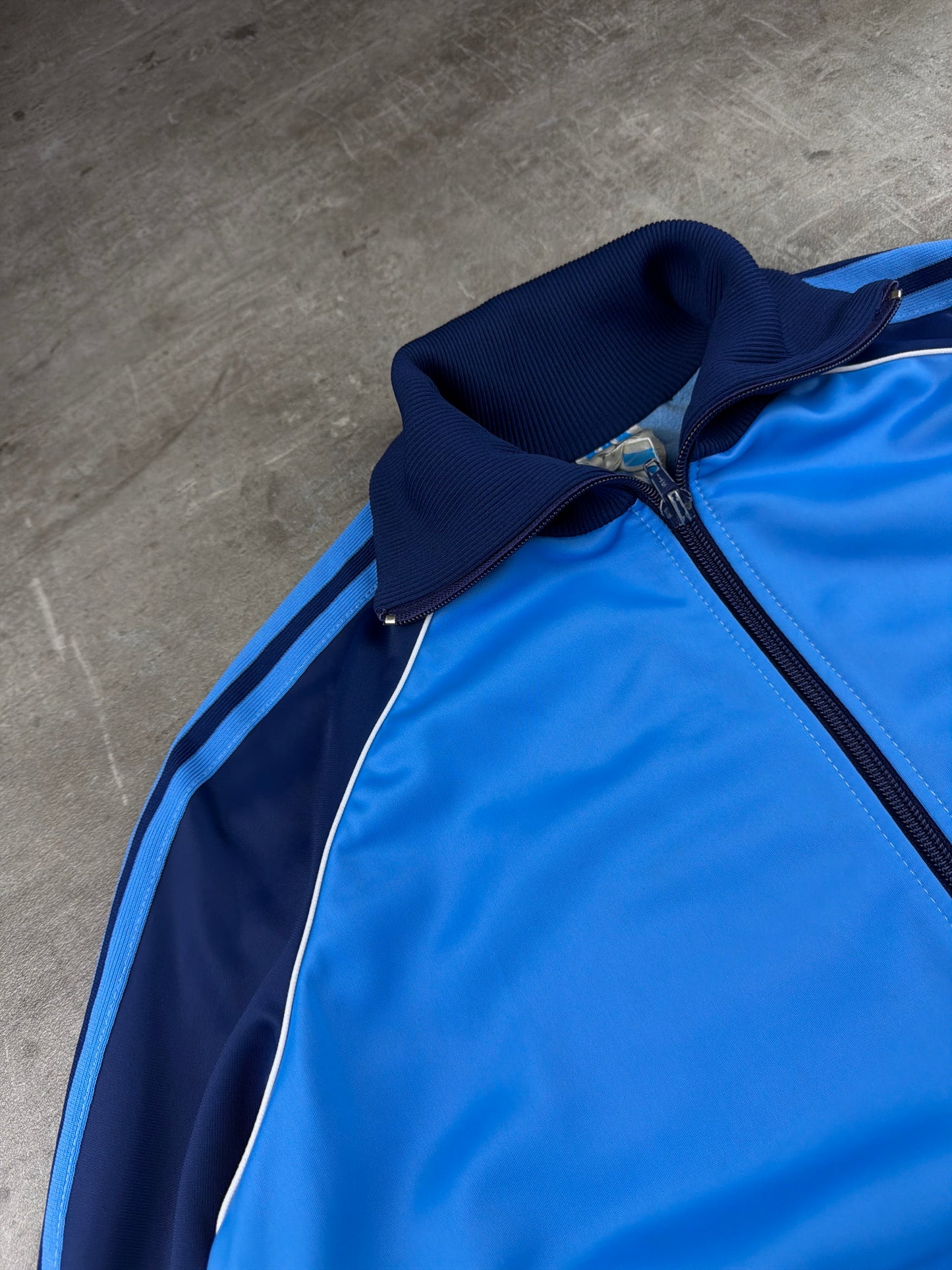 Adidas Vintage High-Neck Tracktop - Light Blue / Dark Blue