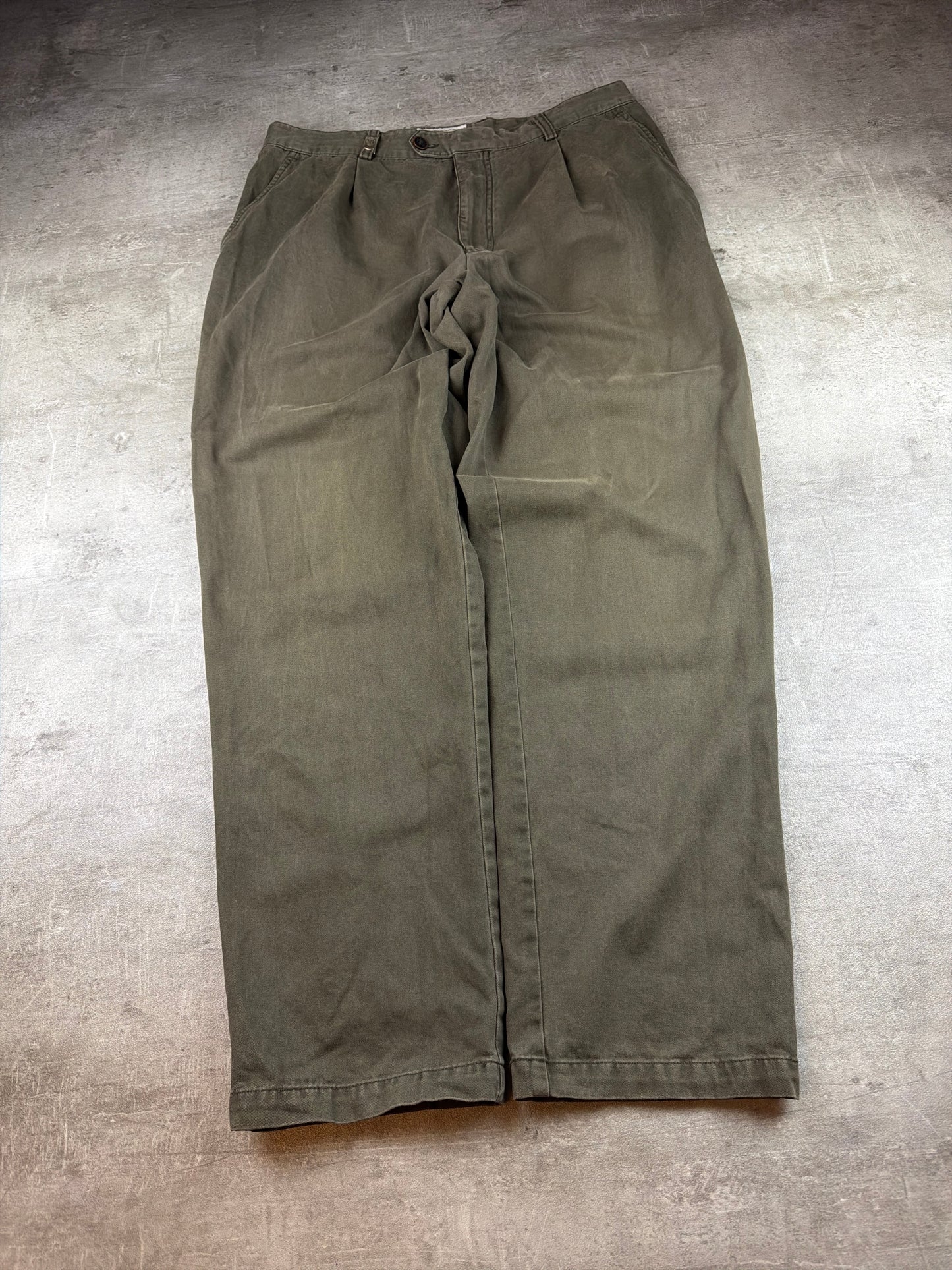 Camel Collection Vintage Pleated Chino Pants - Olive / Earthy Khaki
