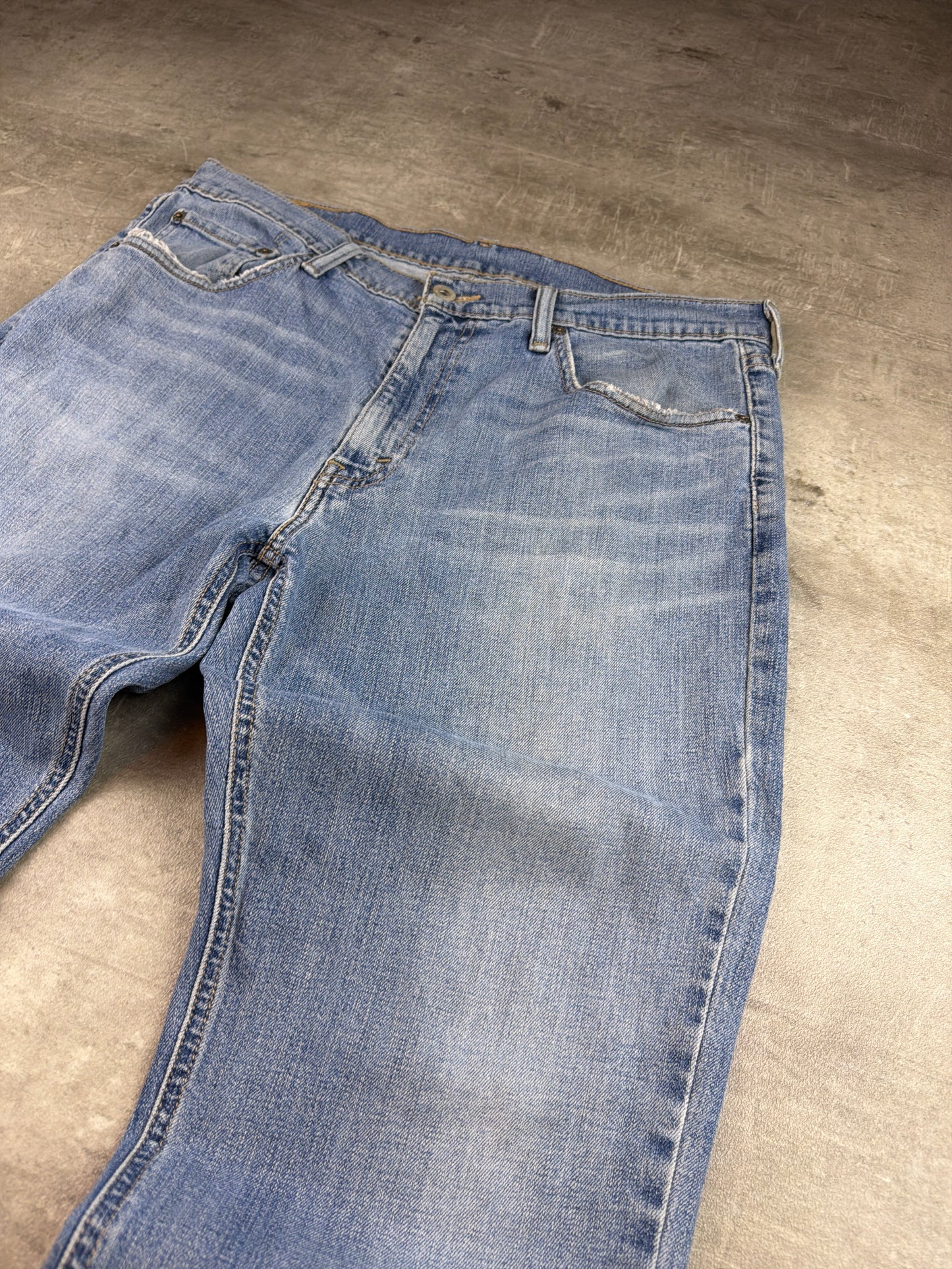 Levi's 541 Athletic Fit Denim Jeans - Light Wash Blue