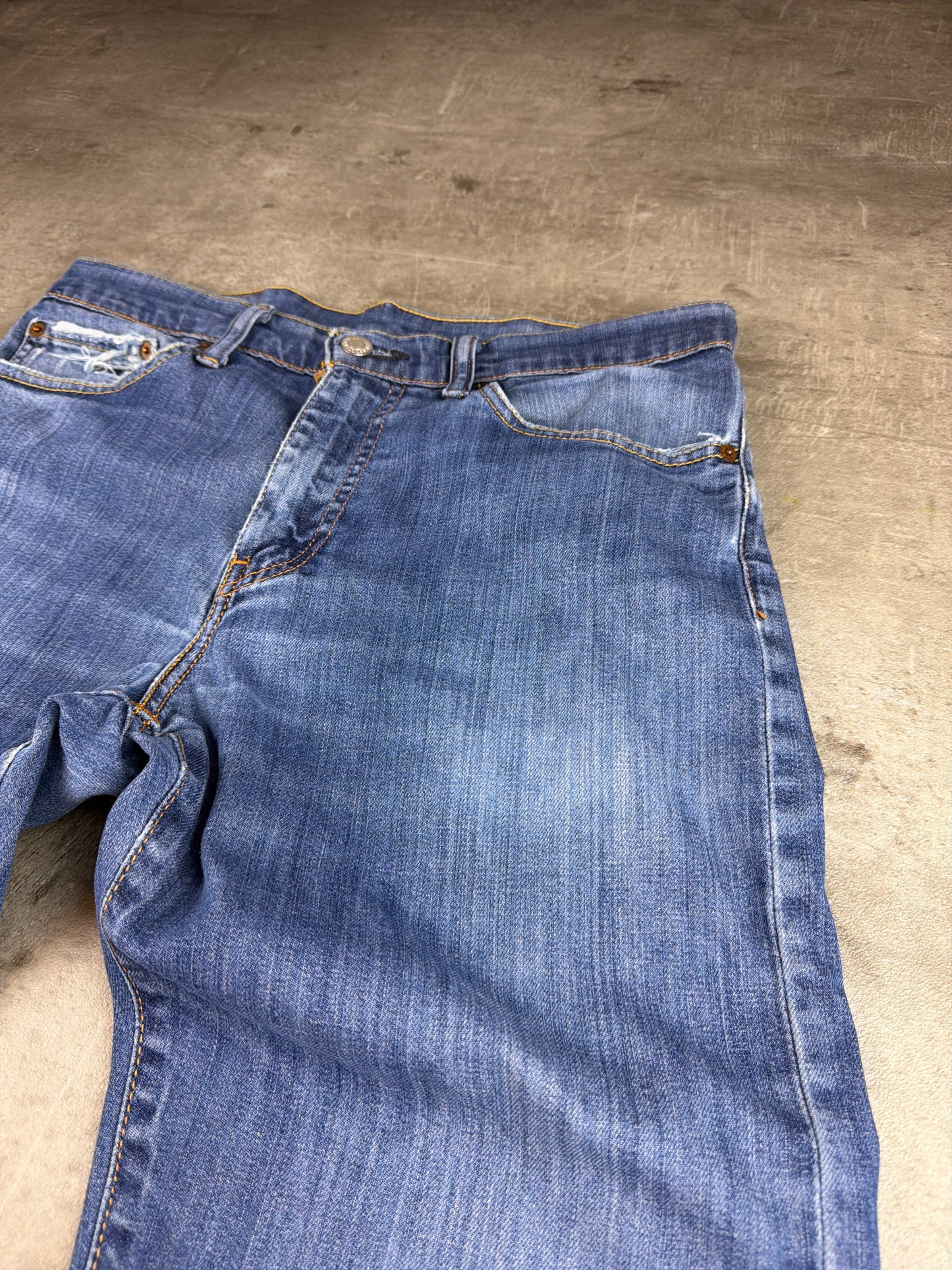 Levi’s Vintage 751 Straight Leg Denim Jeans - Faded Blue Wash
