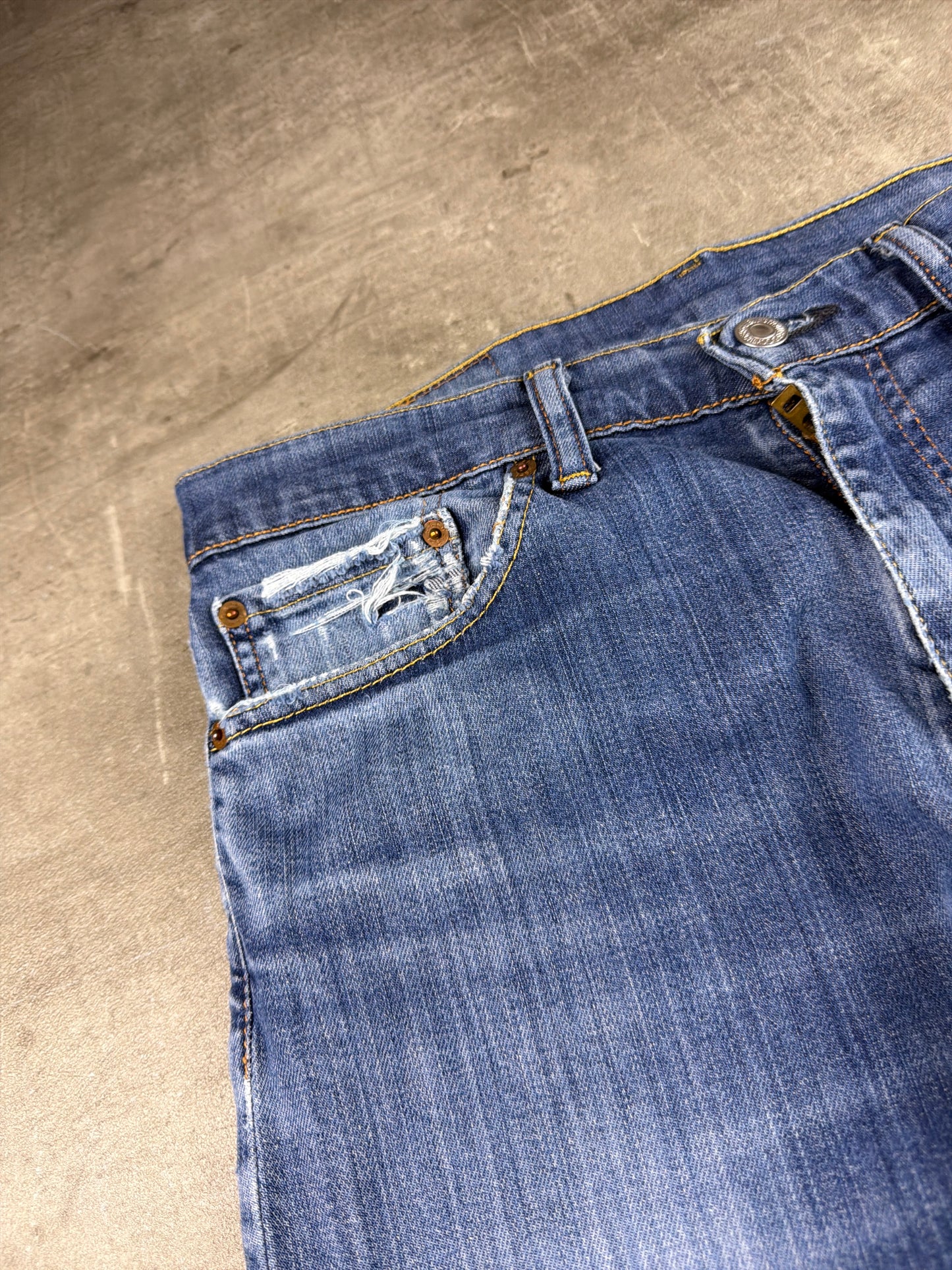 Levi’s Vintage 751 Straight Leg Denim Jeans - Faded Blue Wash
