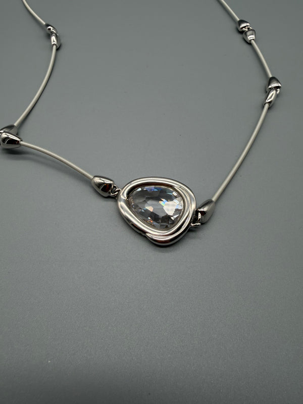 Pierre Lang Y2K Cyber Snake Chain Crystal Drop Necklace – Metallic Silver / Clear
