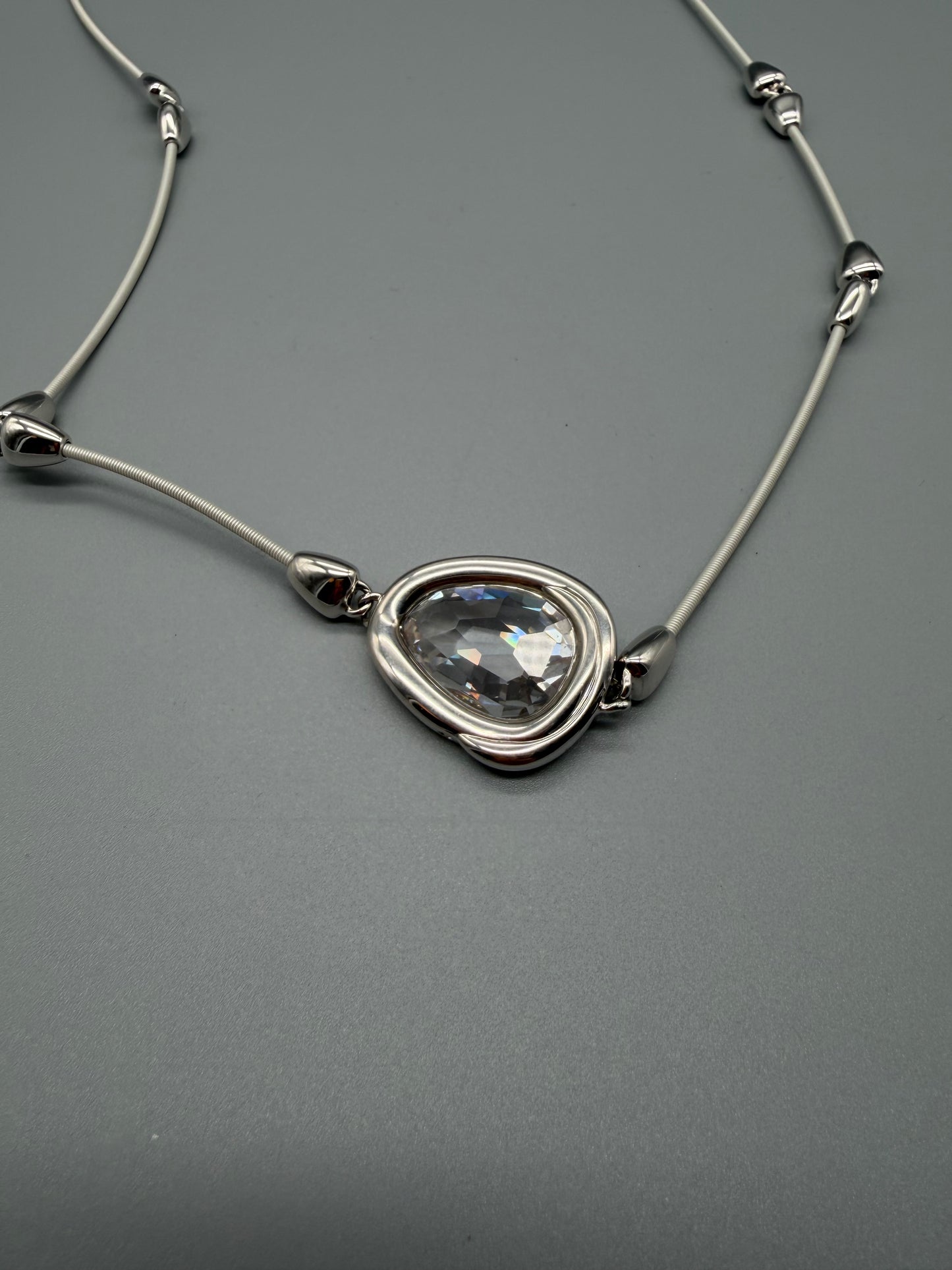 Pierre Lang Y2K Cyber Snake Chain Crystal Drop Necklace – Metallic Silver / Clear