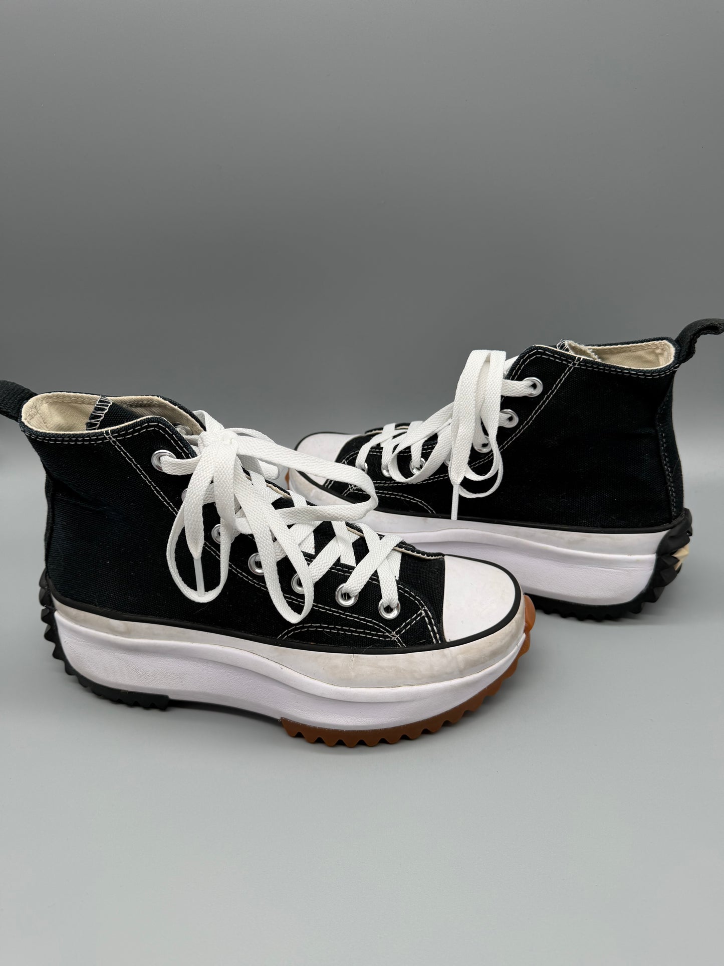Converse Run Star Hike High Top Platform Sneaker - Black & White / Y2K Core