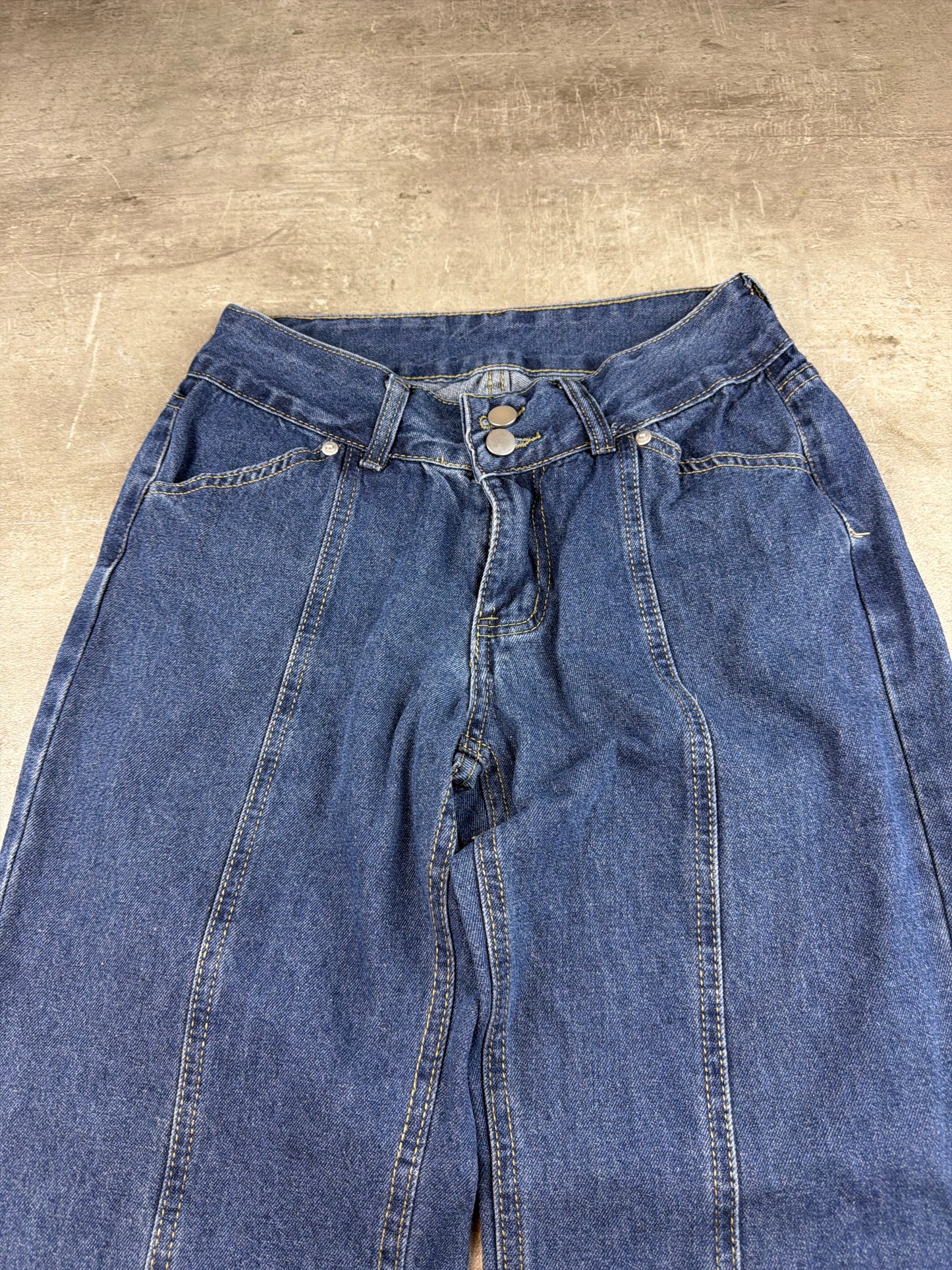 Vintage Y2K Flared Seam Wide Leg Jeans - Medium Blue Wash