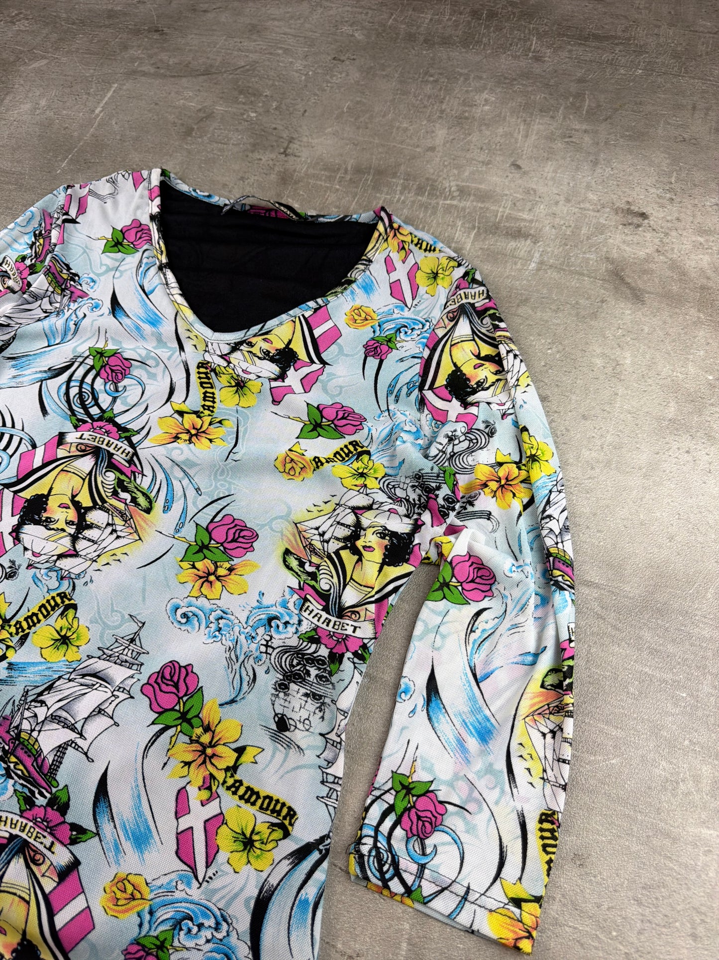 Miss Sixty Archive "Sailor Tattoo" Graphic V-Neck Longsleeve – Multicolor Y2K All-Over Print