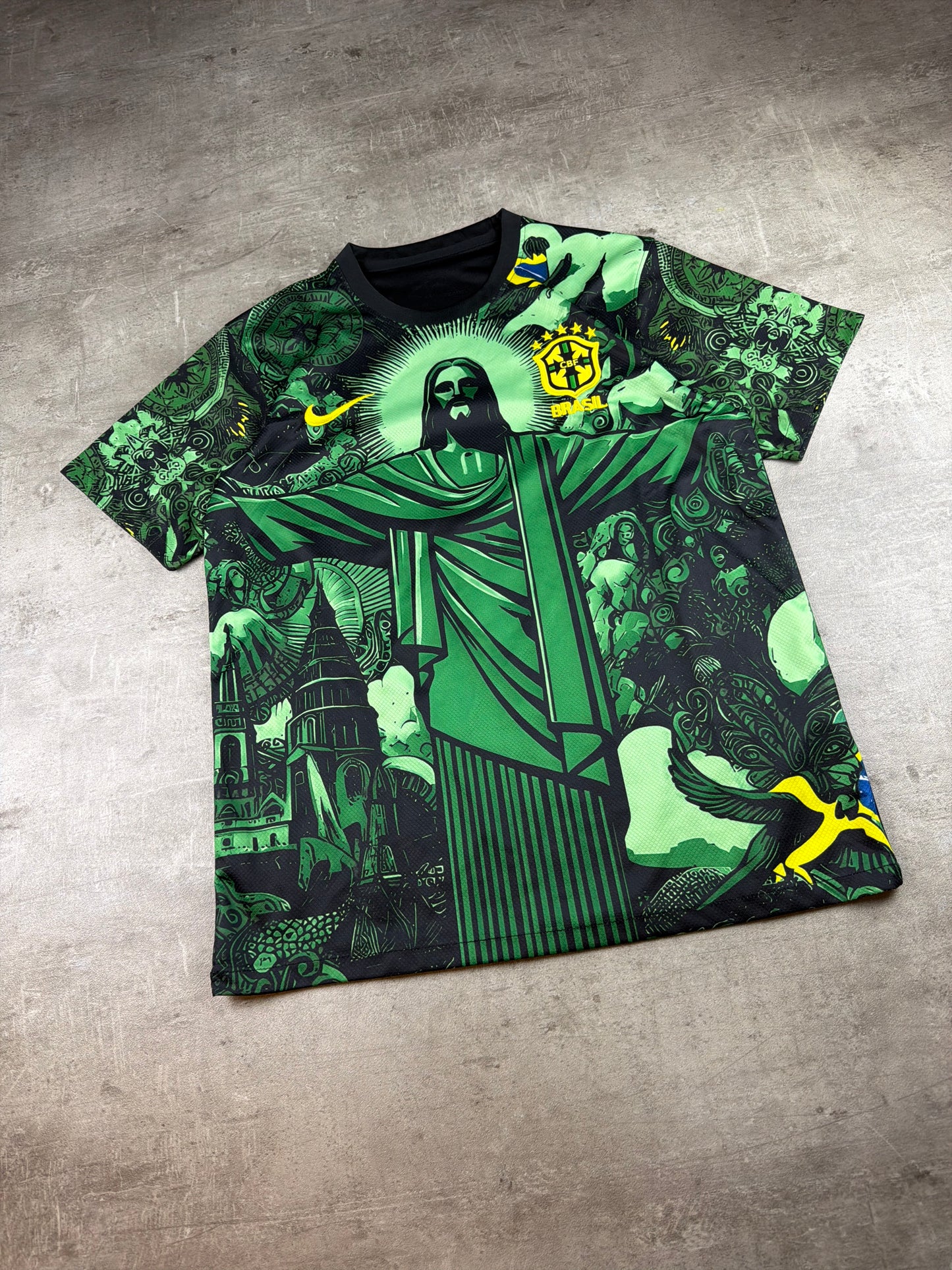 Nike Brazil "Cristo Redentor" Vini Jr. Fantasy Trikot – Neon Green Graphic Print