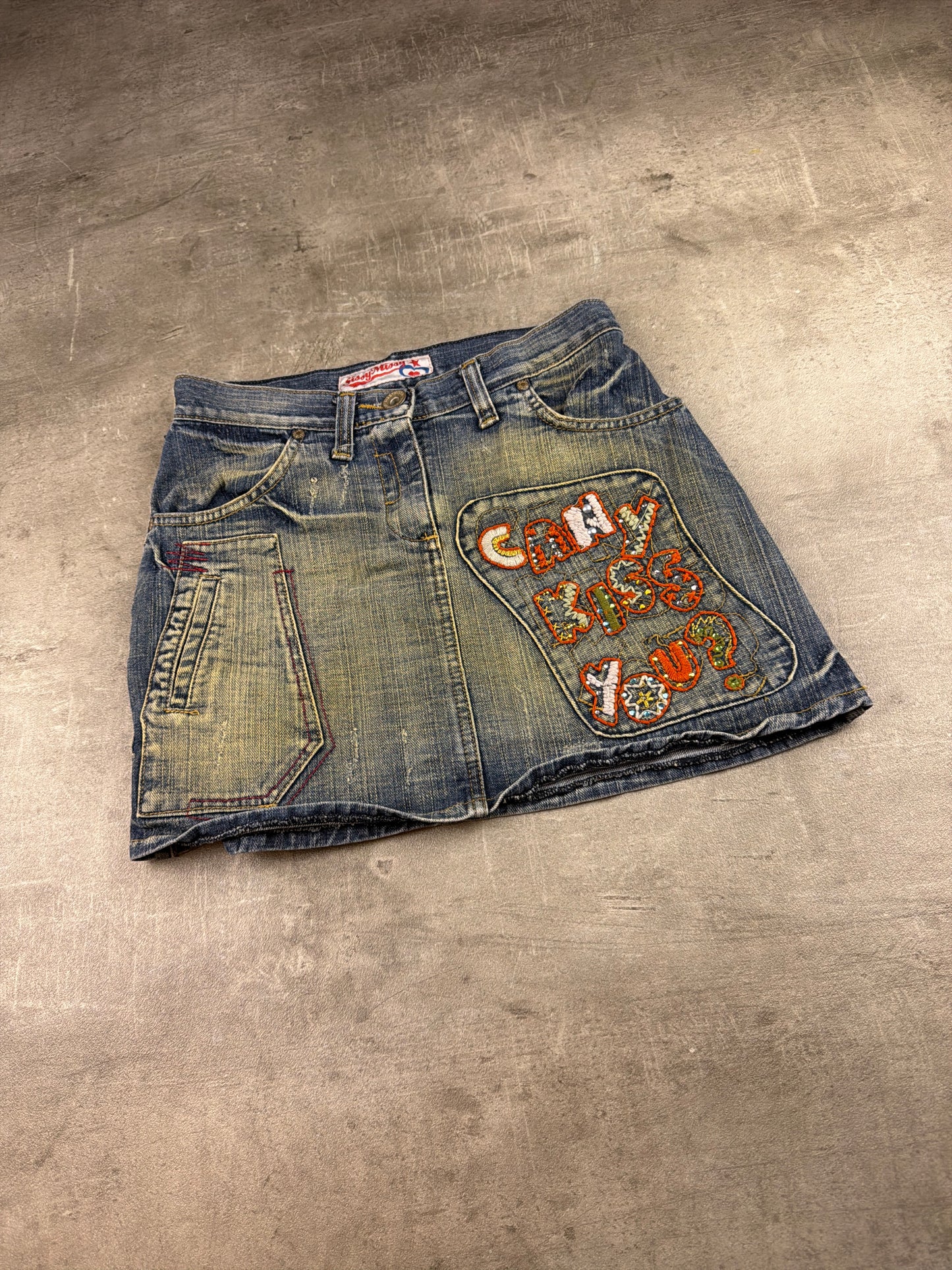 Sissy Missy "Can I Kiss You?" Lace-Up Denim Mini Skirt – Sand Wash / Y2K Distressed