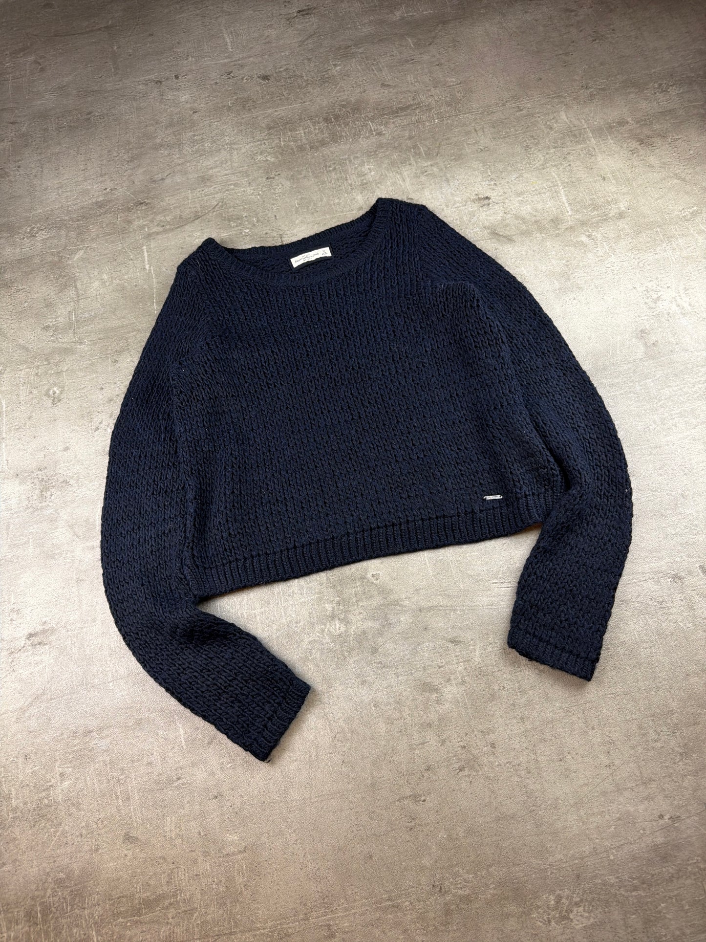 Abercrombie & Fitch Y2K Chunky Knit Cropped Sweater - Navy Blue / Grunge Coquette