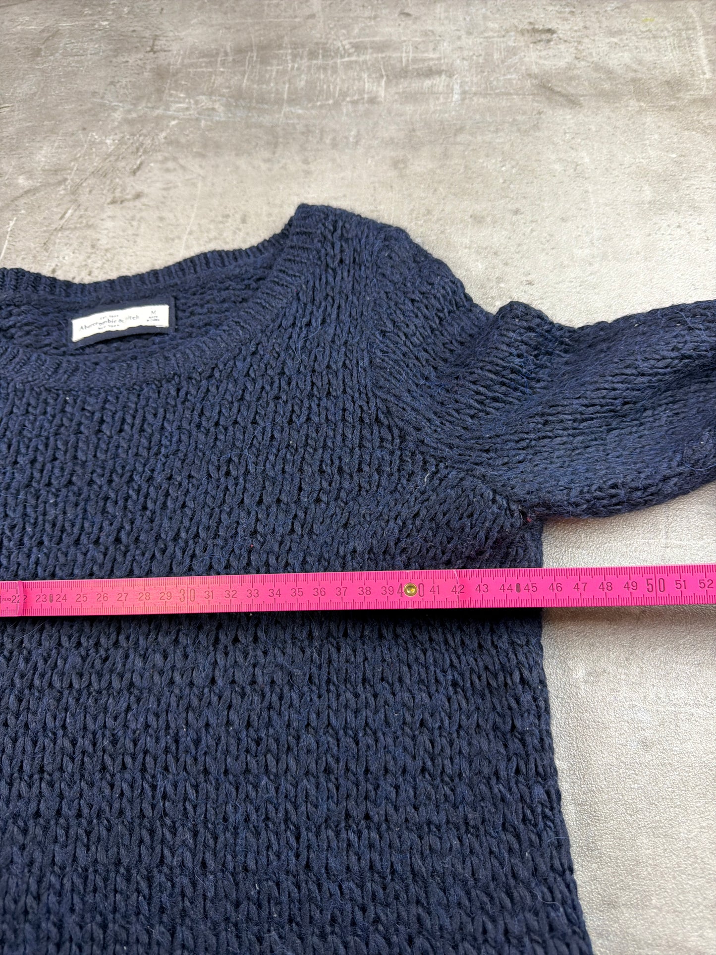 Abercrombie & Fitch Y2K Chunky Knit Cropped Sweater - Navy Blue / Grunge Coquette