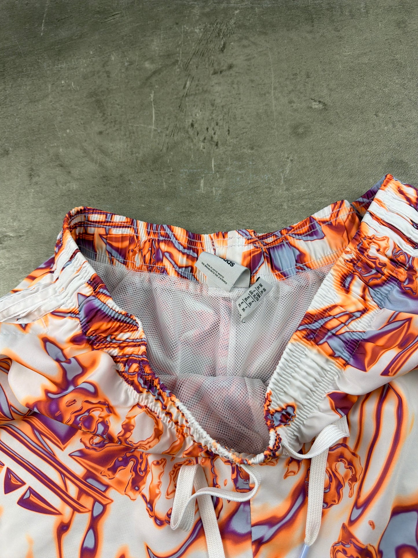 Adidas Originals Liquid Heat Graphic Shorts - Cyber Y2K Multicolor