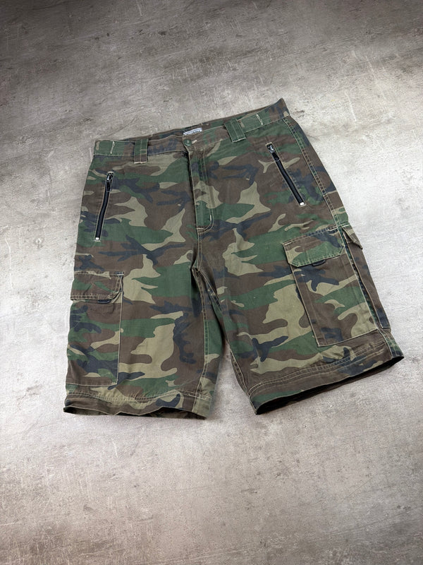 Trekking Basics Tactical Utility Multi-Pocket Cargo Shorts – Woodland Camo