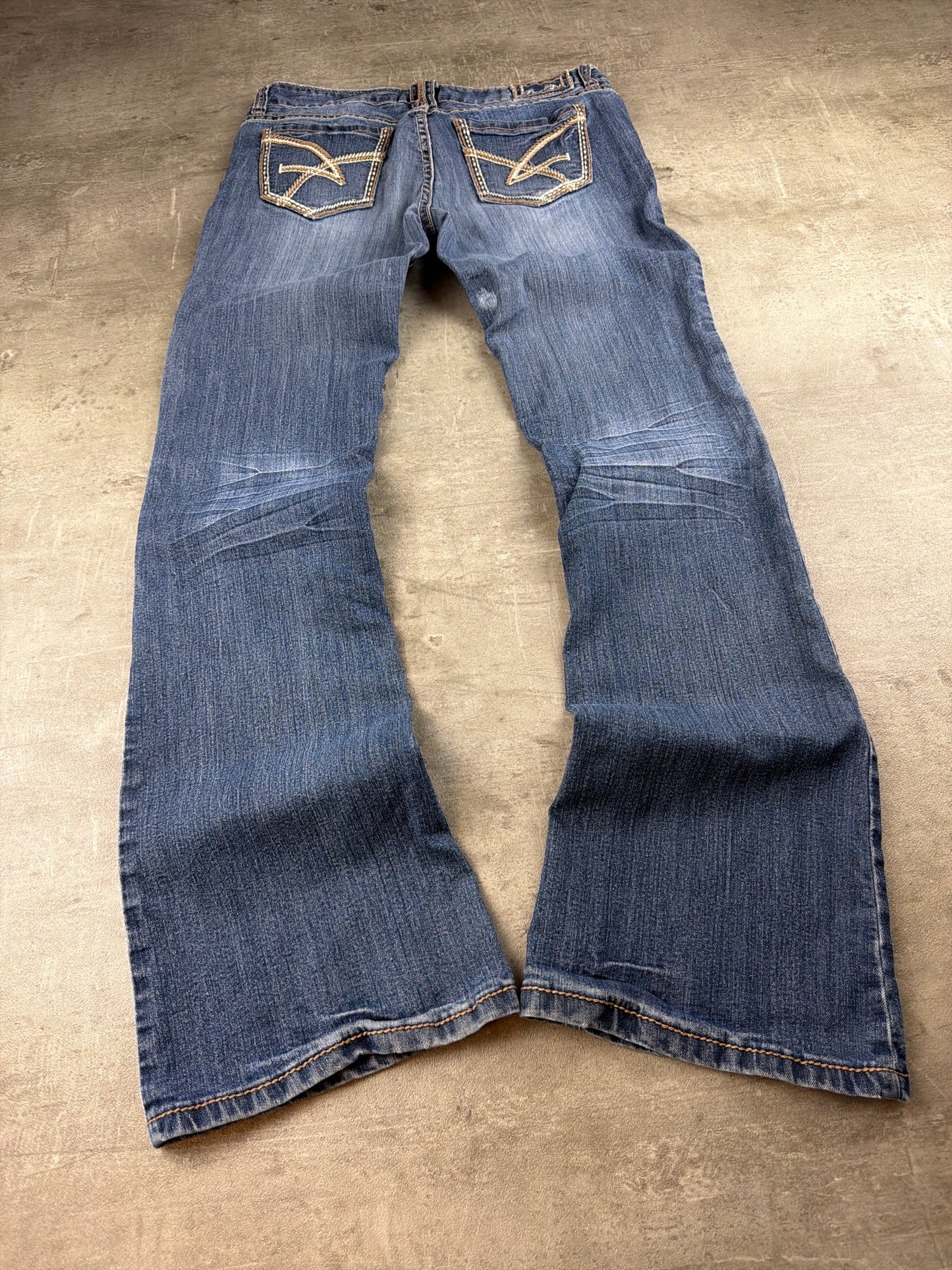 Amethyst Y2K Aesthetic Embroidered Flare Denim Jeans – Washed Blue / Low Waist