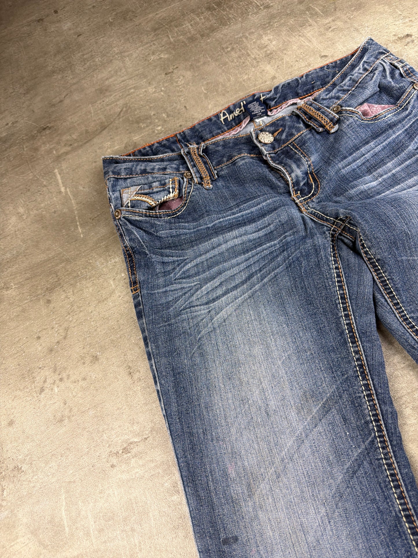 Amethyst Y2K Aesthetic Embroidered Flare Denim Jeans – Washed Blue / Low Waist