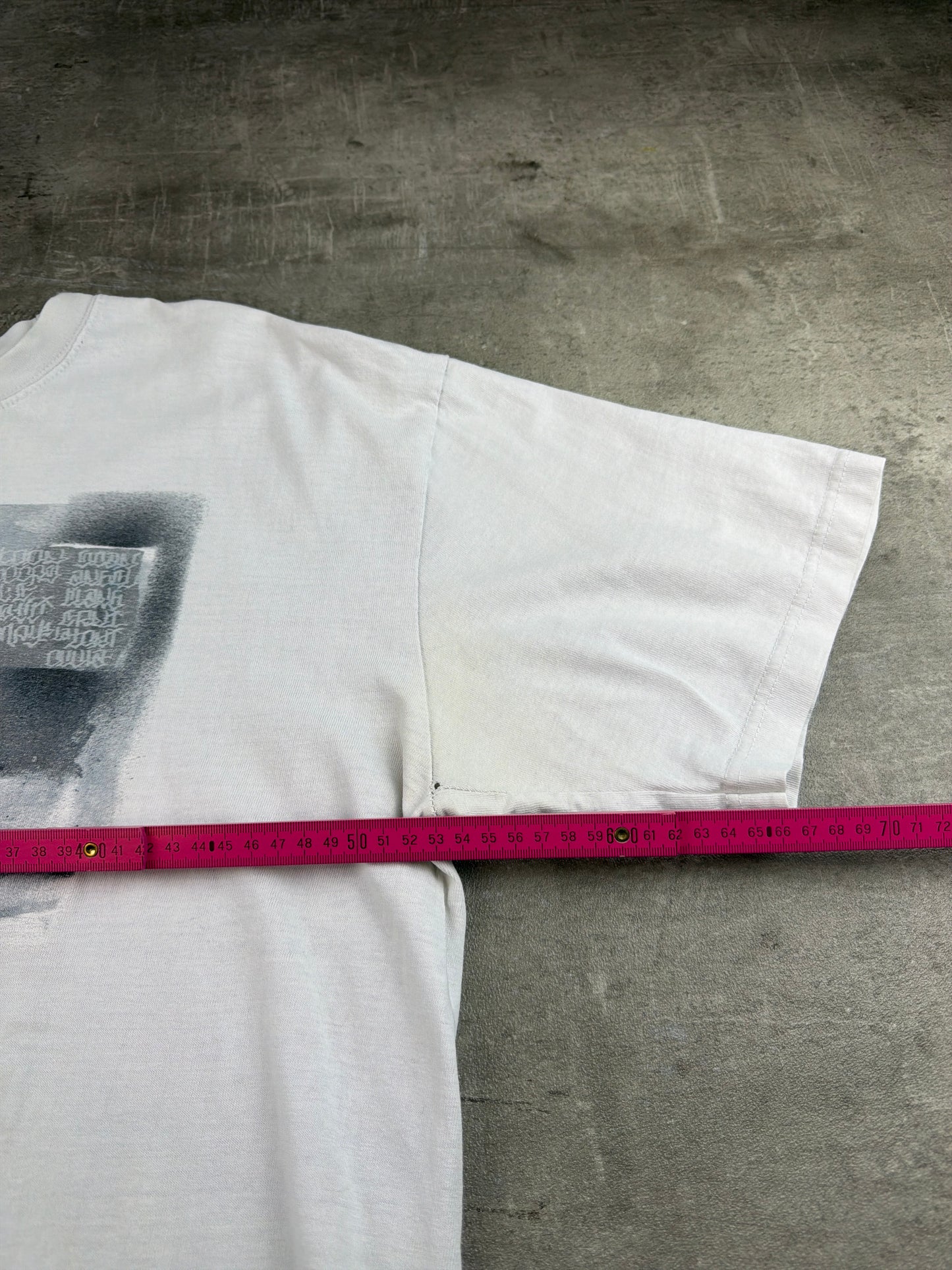 Vintage "New Kid On The Block" Street Graphic Boxy T-Shirt – Washed White / Hip Hop Aesthetic