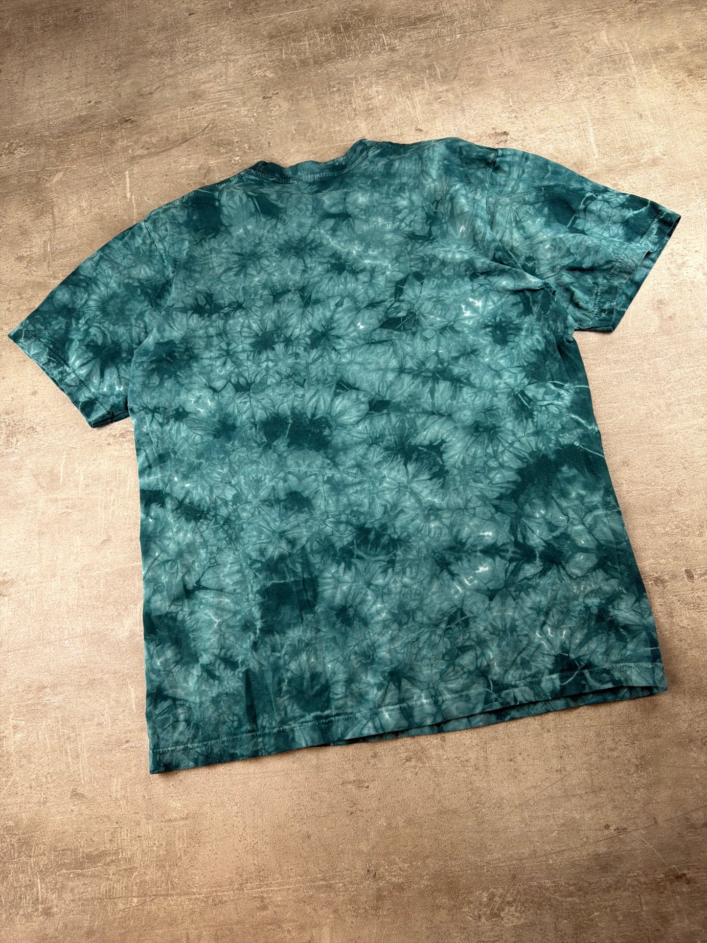 Vintage "Wolfpack Moonlight" Graphic Tee – Green Tie-Dye Y2K Acid Wash