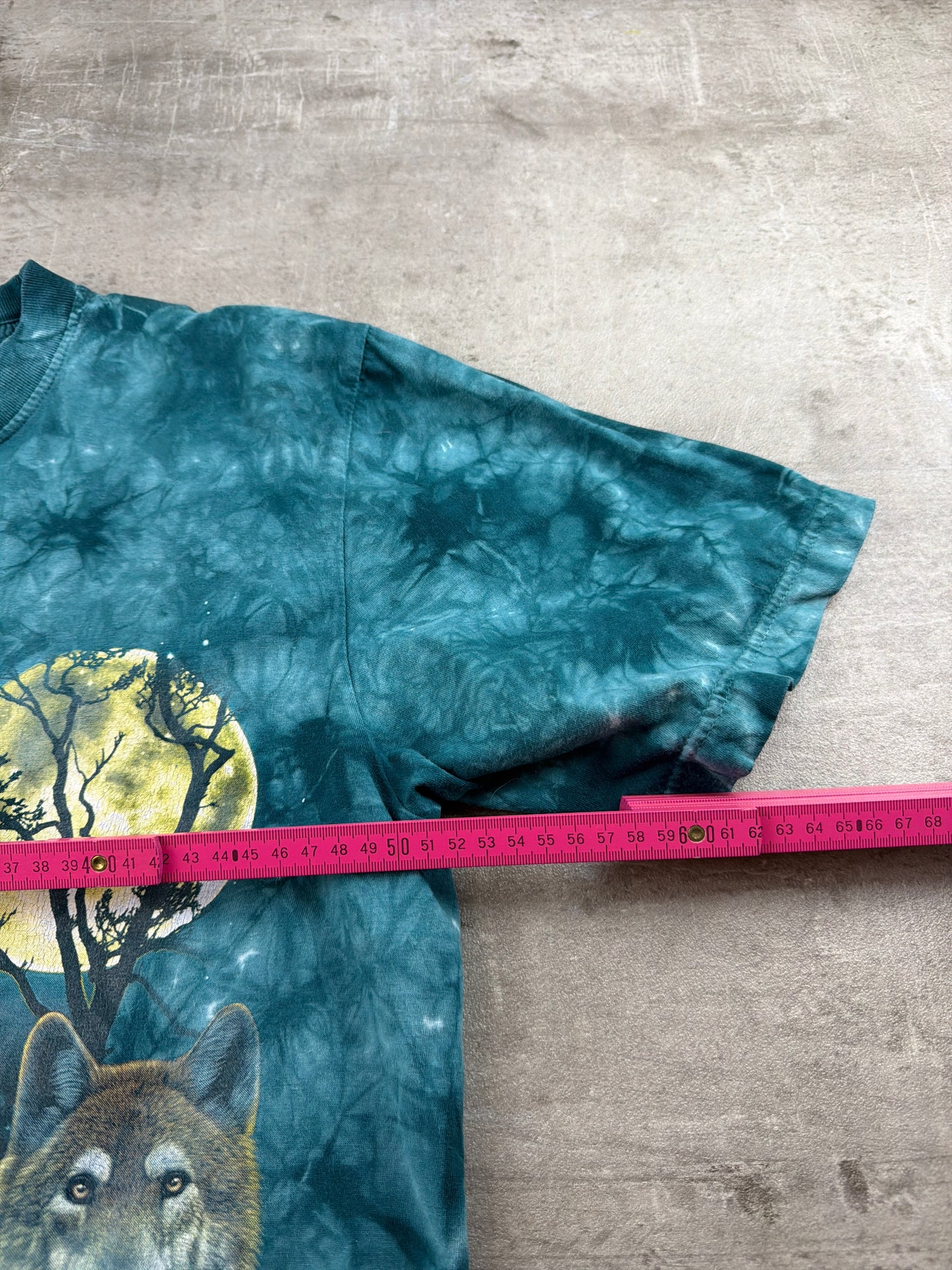 Vintage "Wolfpack Moonlight" Graphic Tee – Green Tie-Dye Y2K Acid Wash