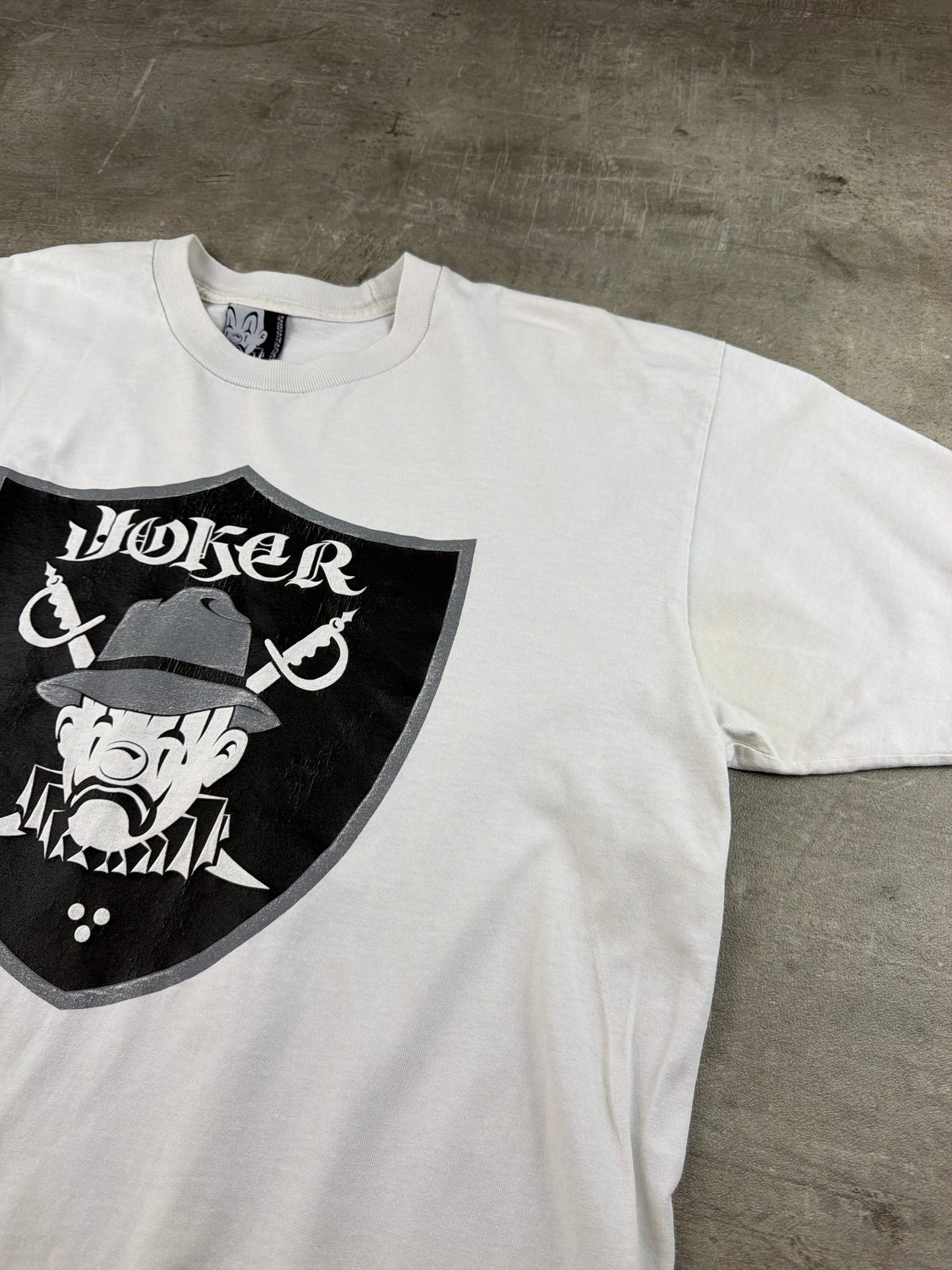 Joker Brand Vintage 00s "Raiders Crest" Graphic T-Shirt - Off-White / Monochrome Chicano Streetwear