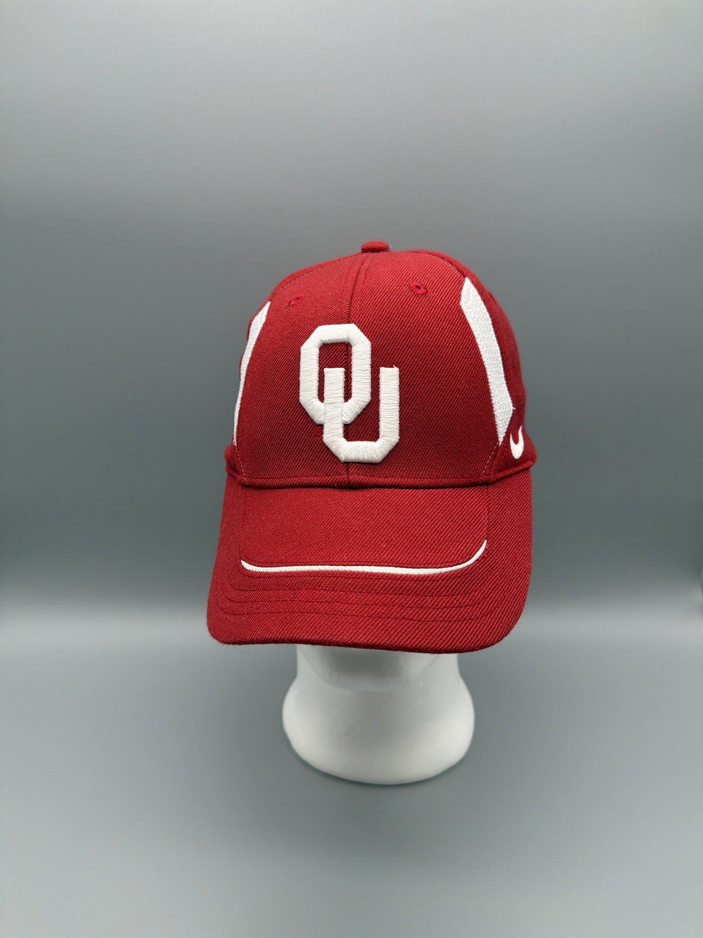 Nike Vintage "Oklahoma Sooners" Cap - Red/White Y2K Vibe