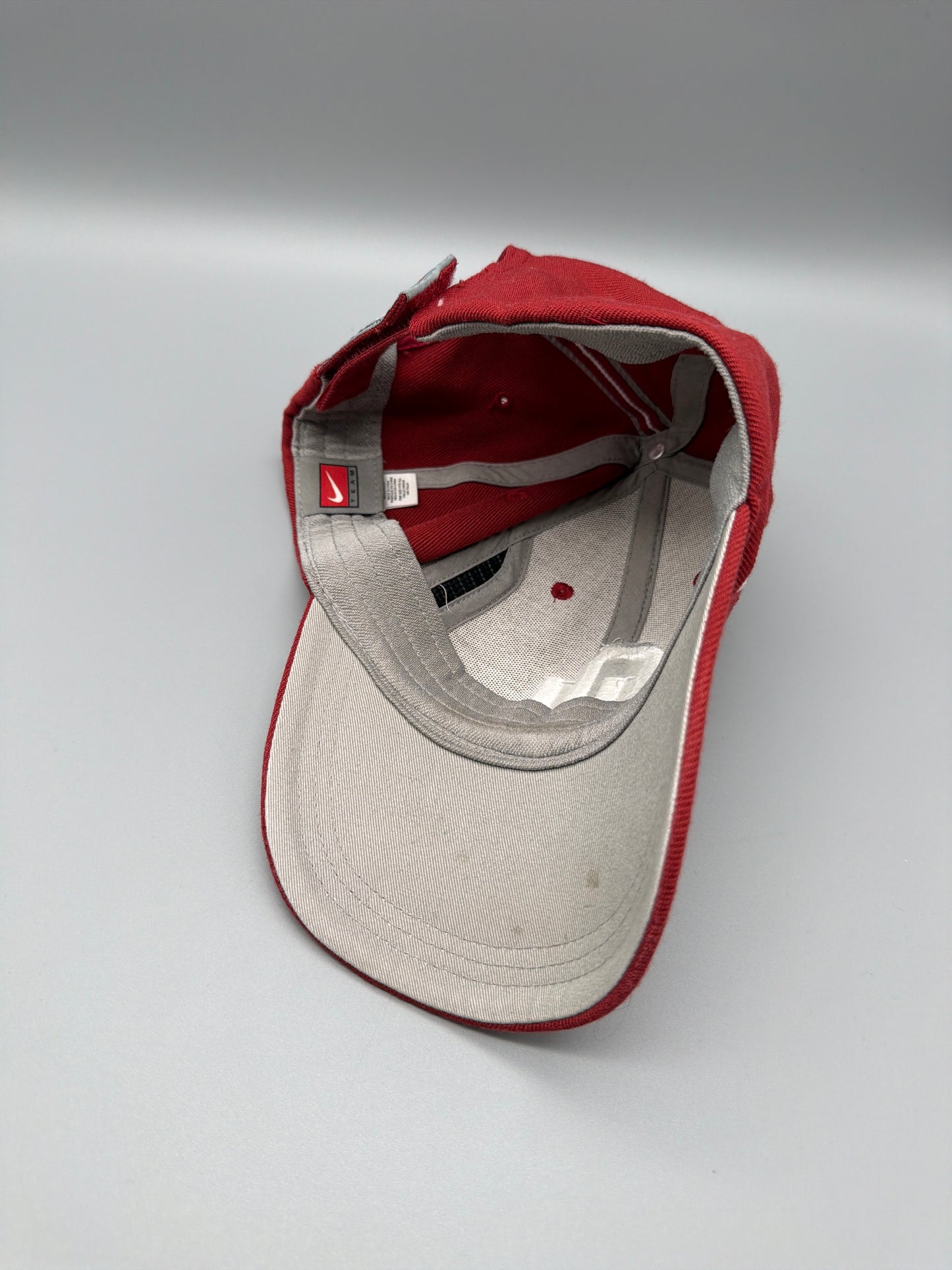 Nike Vintage "Oklahoma Sooners" Cap - Red/White Y2K Vibe
