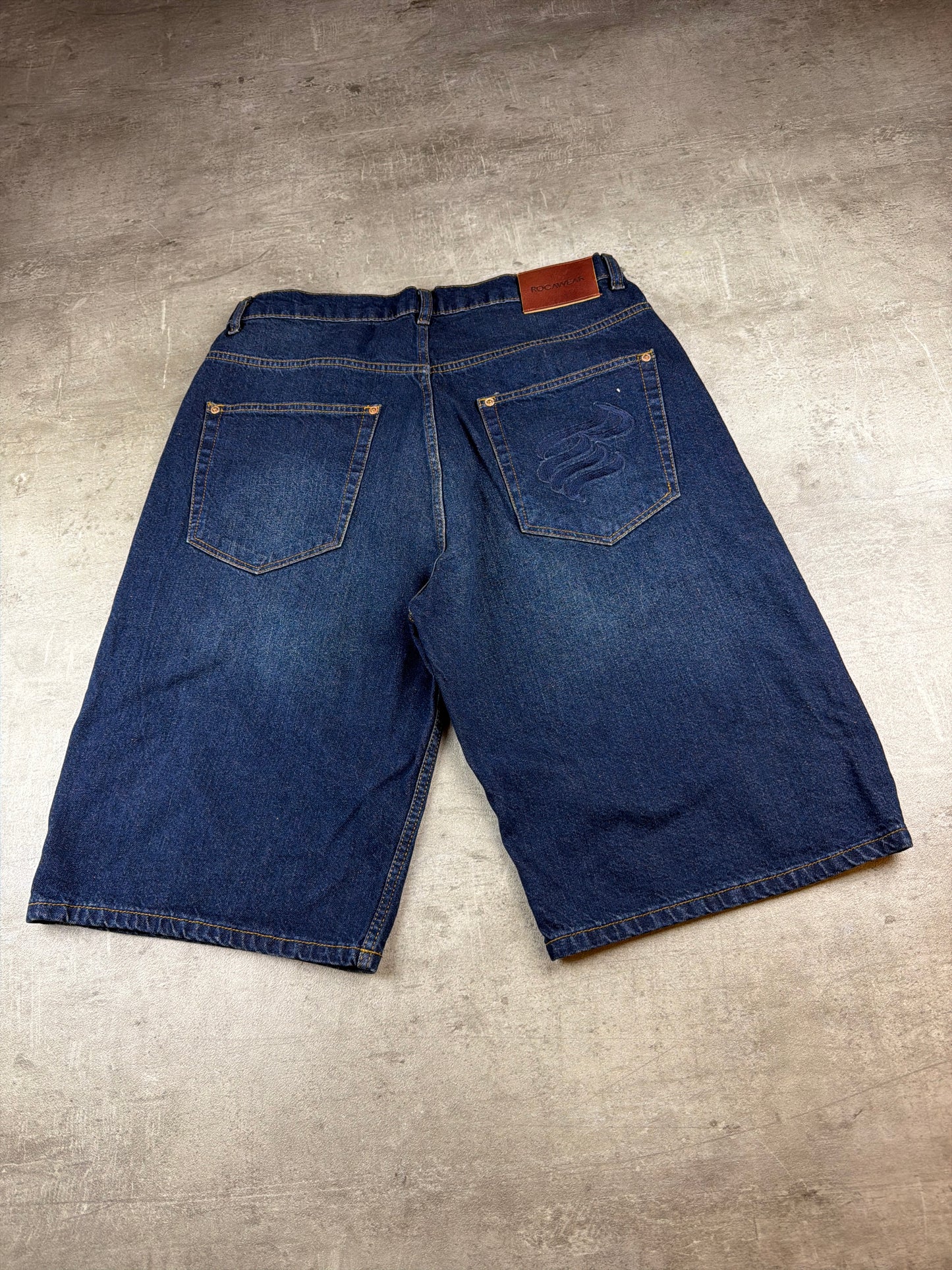 Rocawear Y2K Cyber Hip-Hop Denim Jorts Shorts – Dark Blue Wash